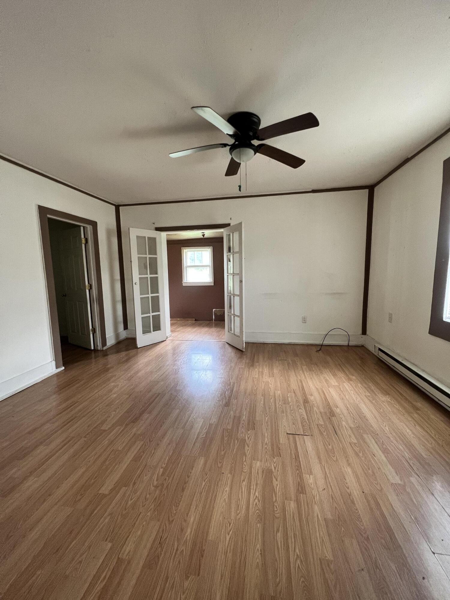 136 Bellburn Second St