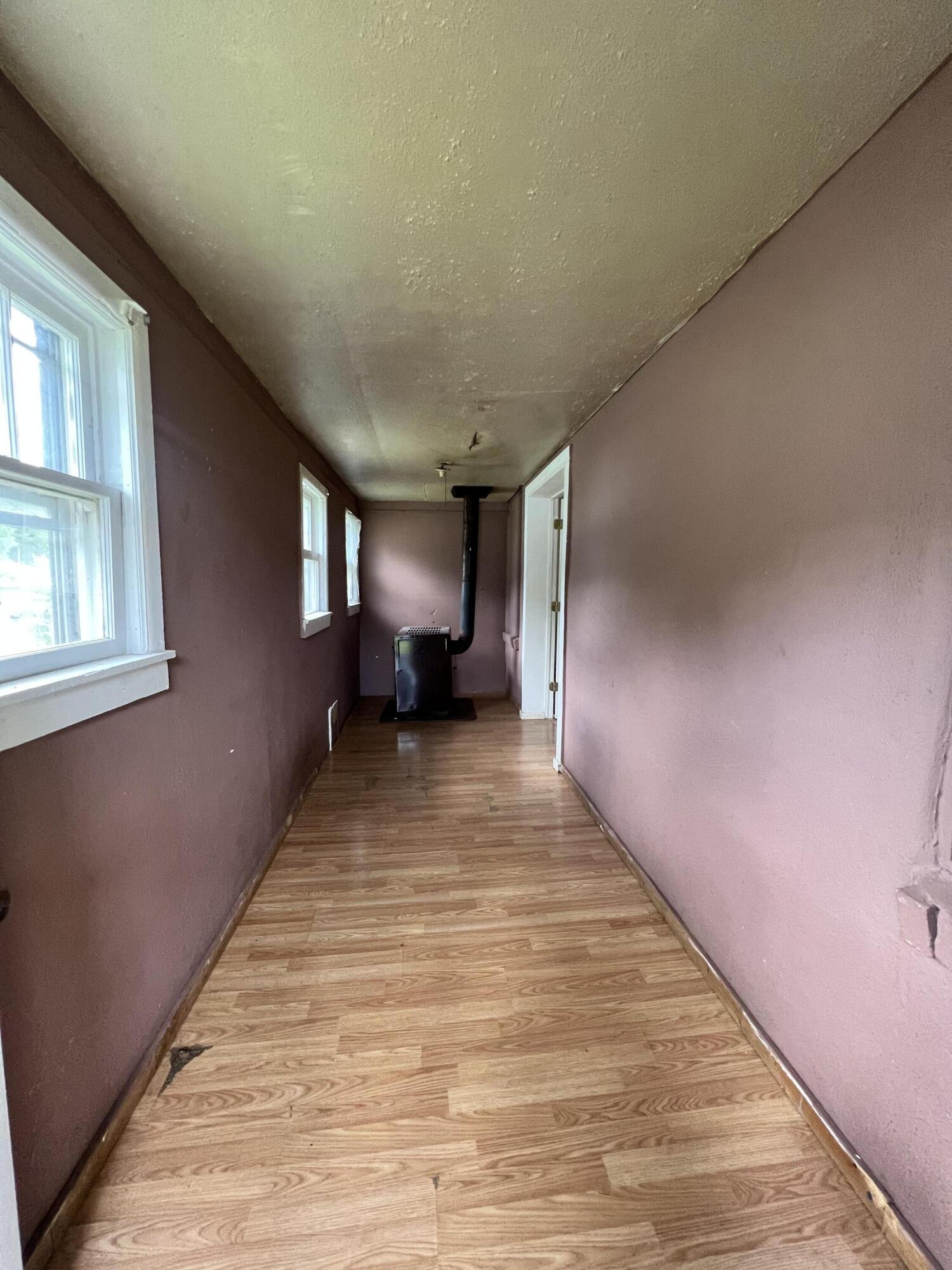 136 Bellburn Second St