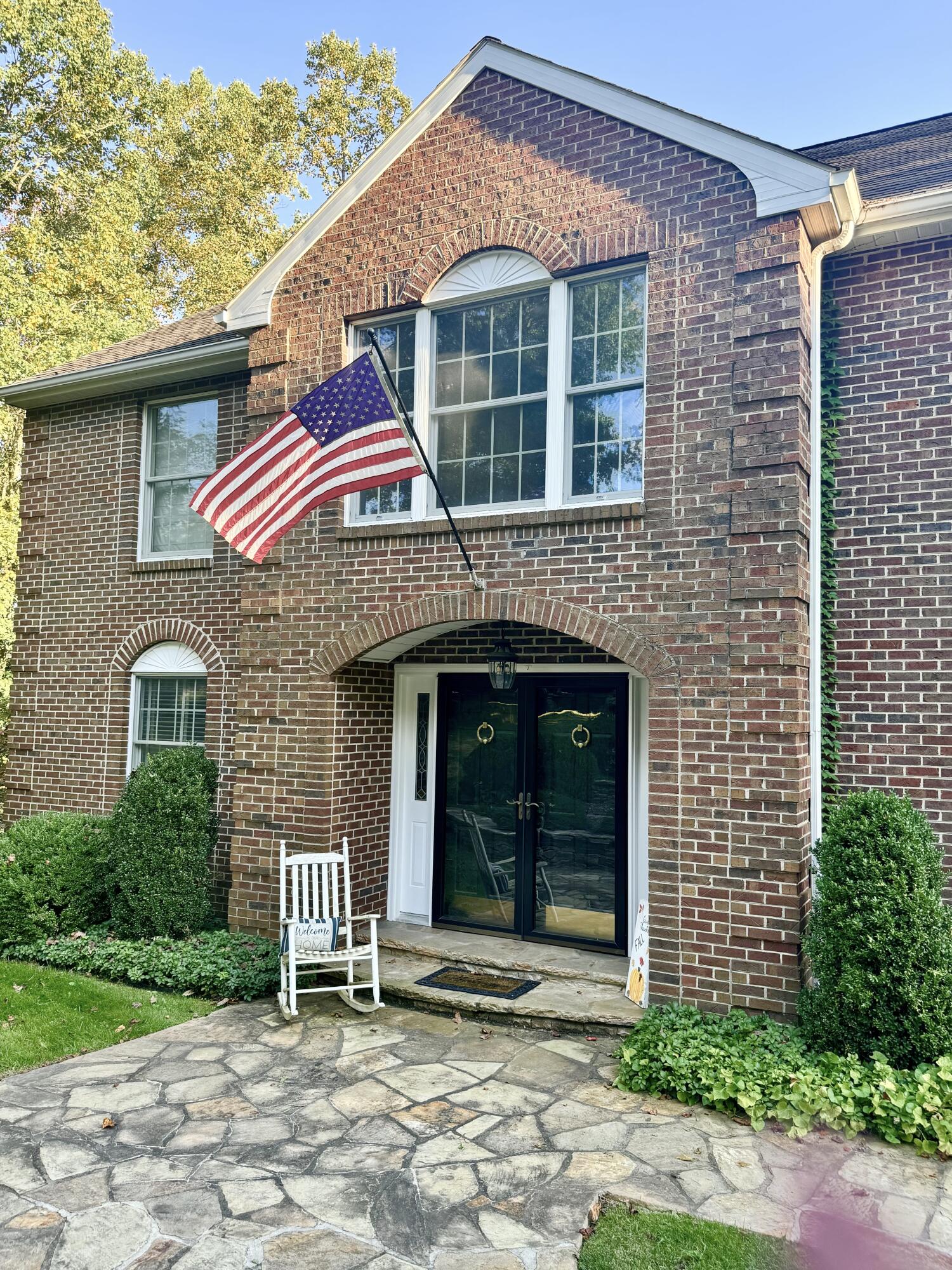423 Dominick Cir