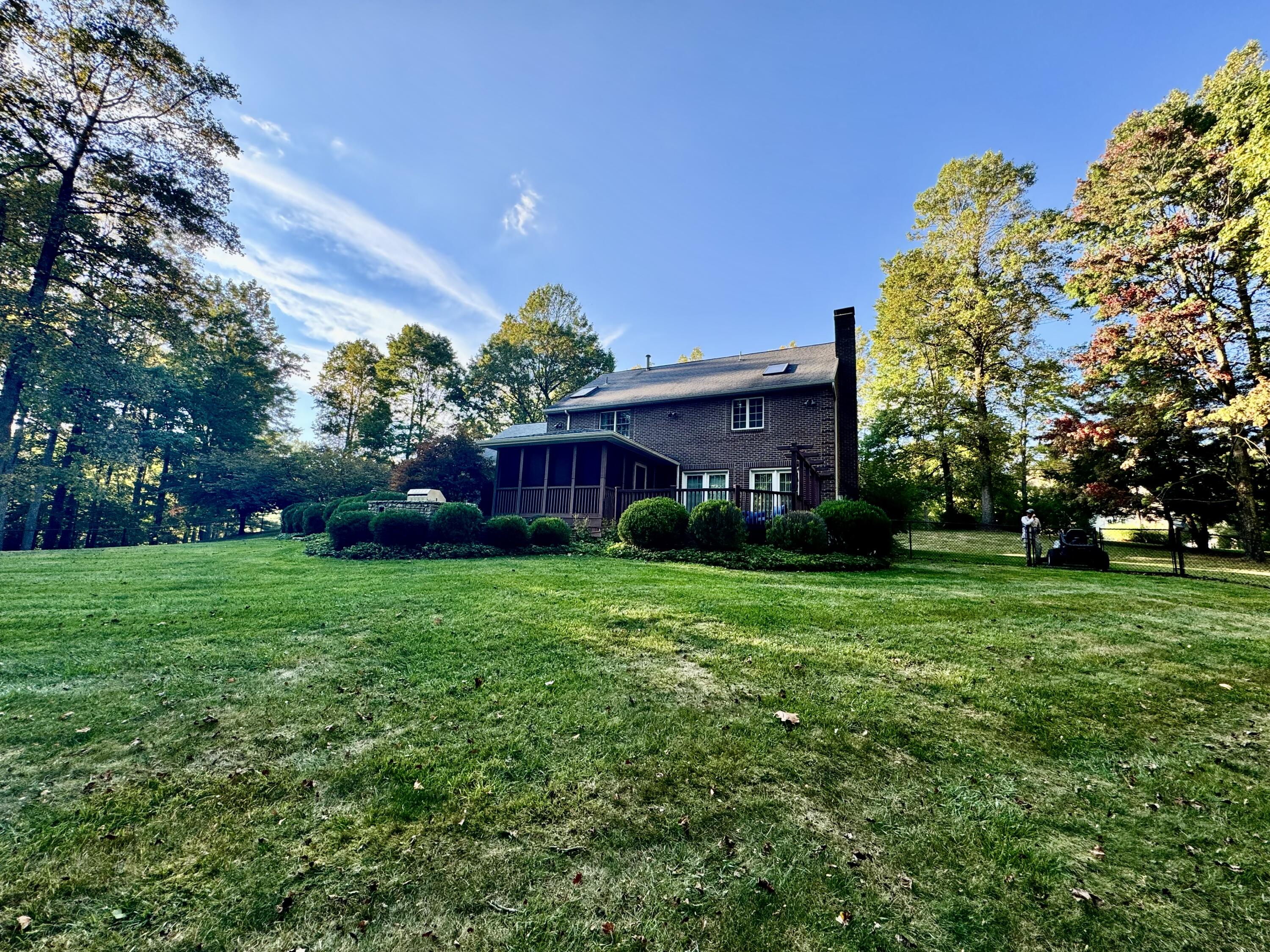 423 Dominick Cir