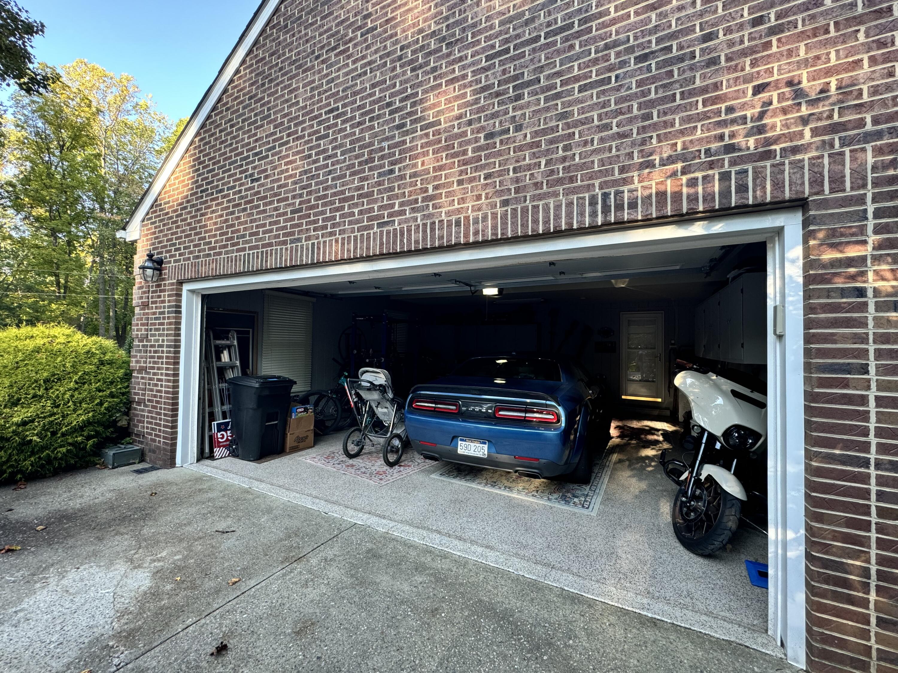 423 Dominick Cir