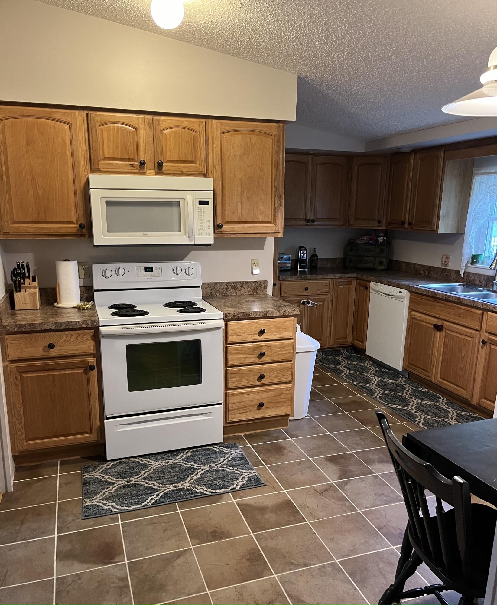 323 Town Mountain Rd