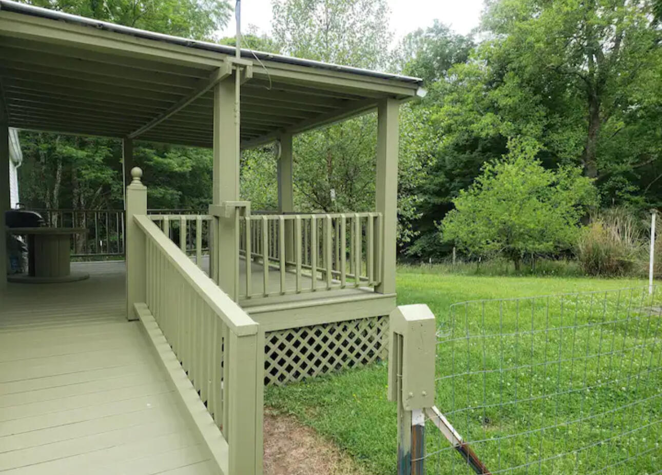 323 Town Mountain Rd