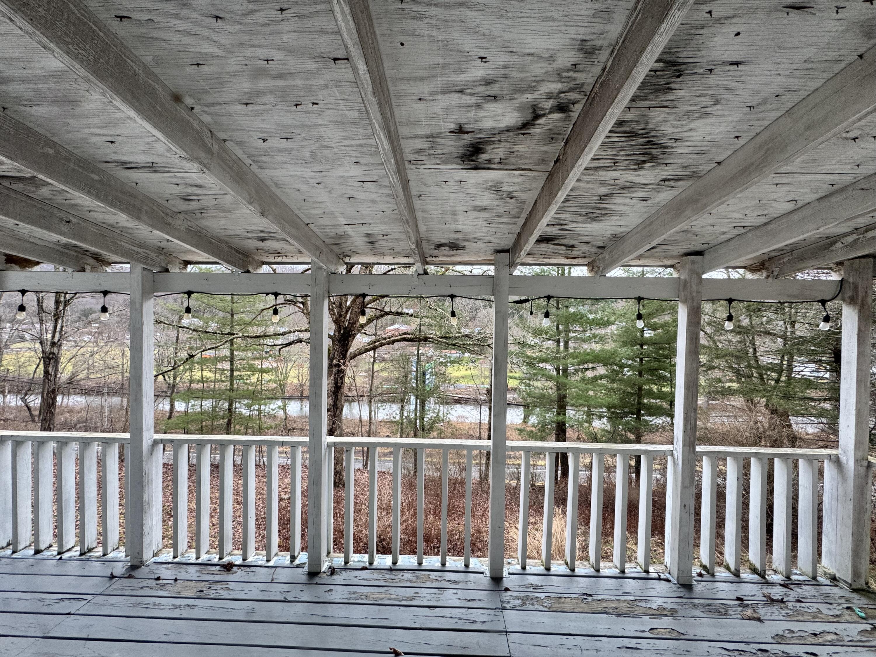 RT 39 RICHWOOD RD (LAFRANK)