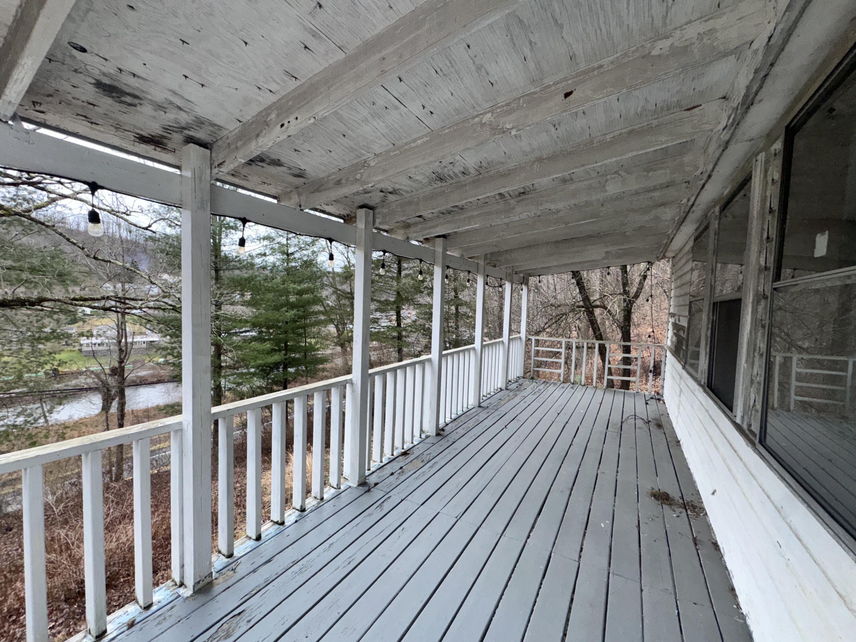 RT 39 RICHWOOD RD (LAFRANK)