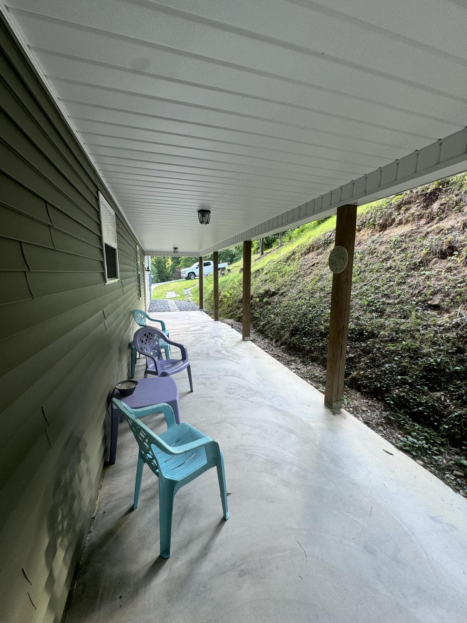 1168 Broad St (Off Salmon Run Rd)