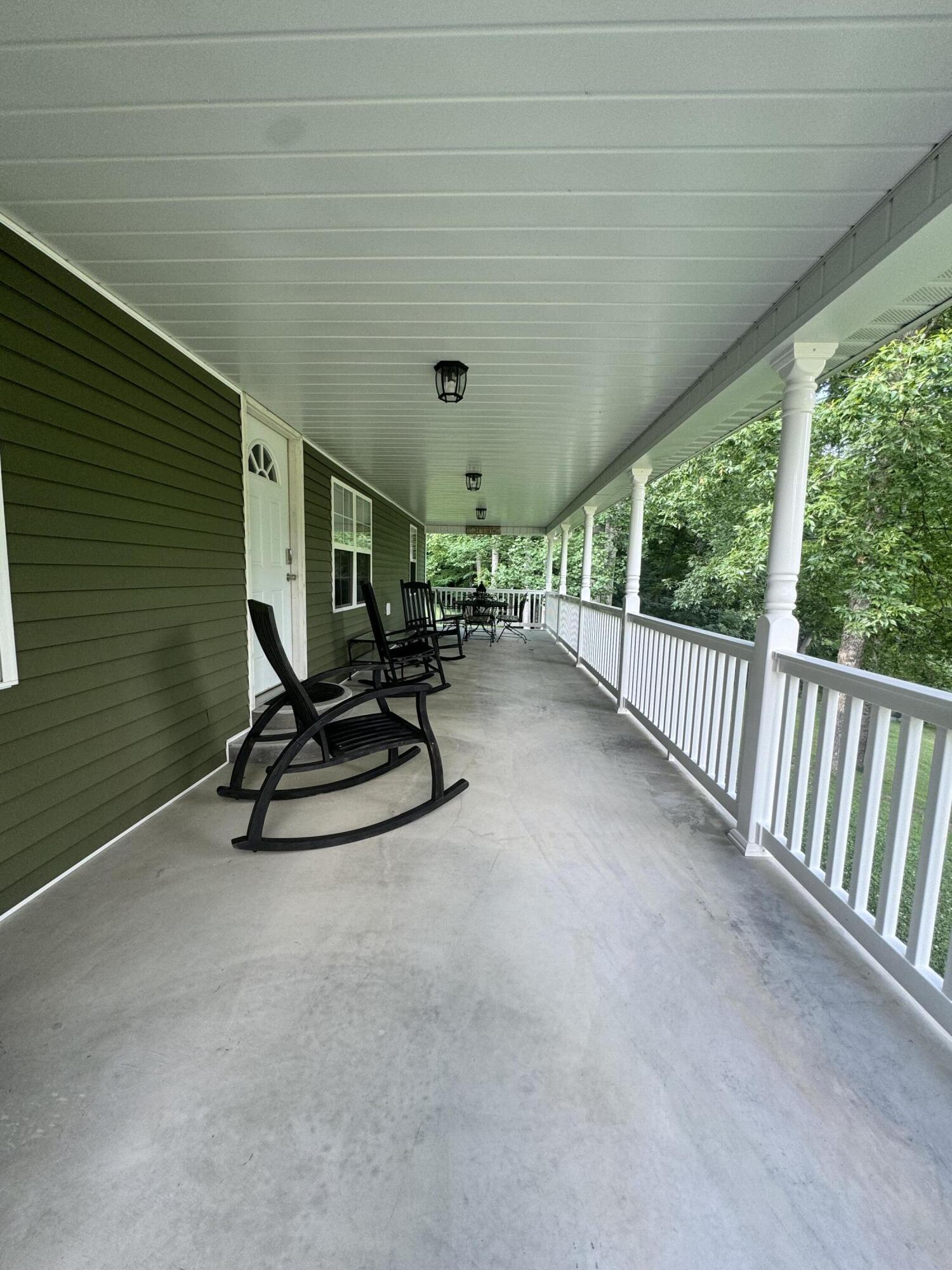 1168 Broad St (Off Salmon Run Rd)