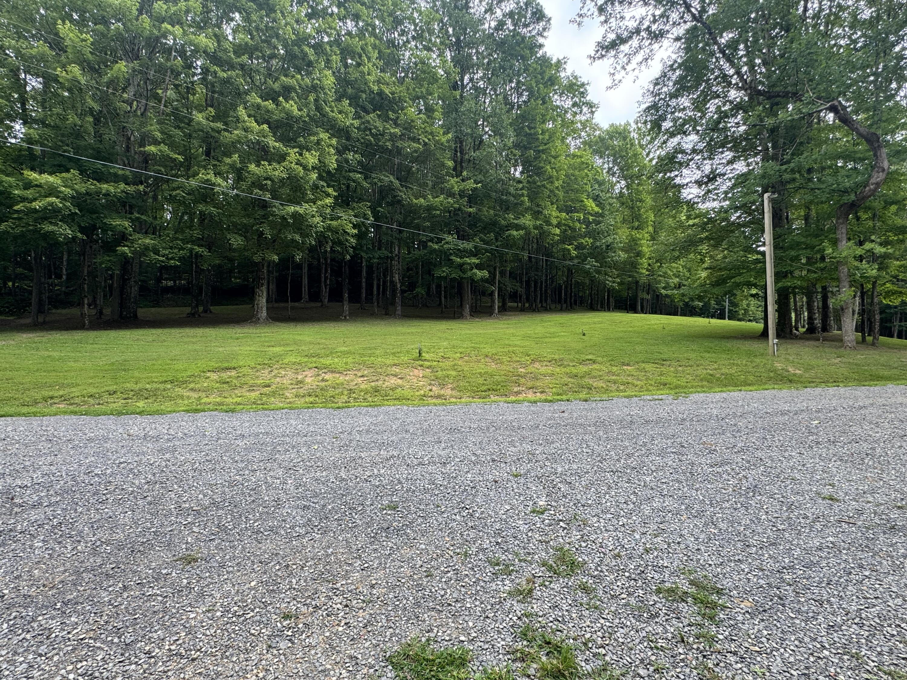 854 Coggins RD