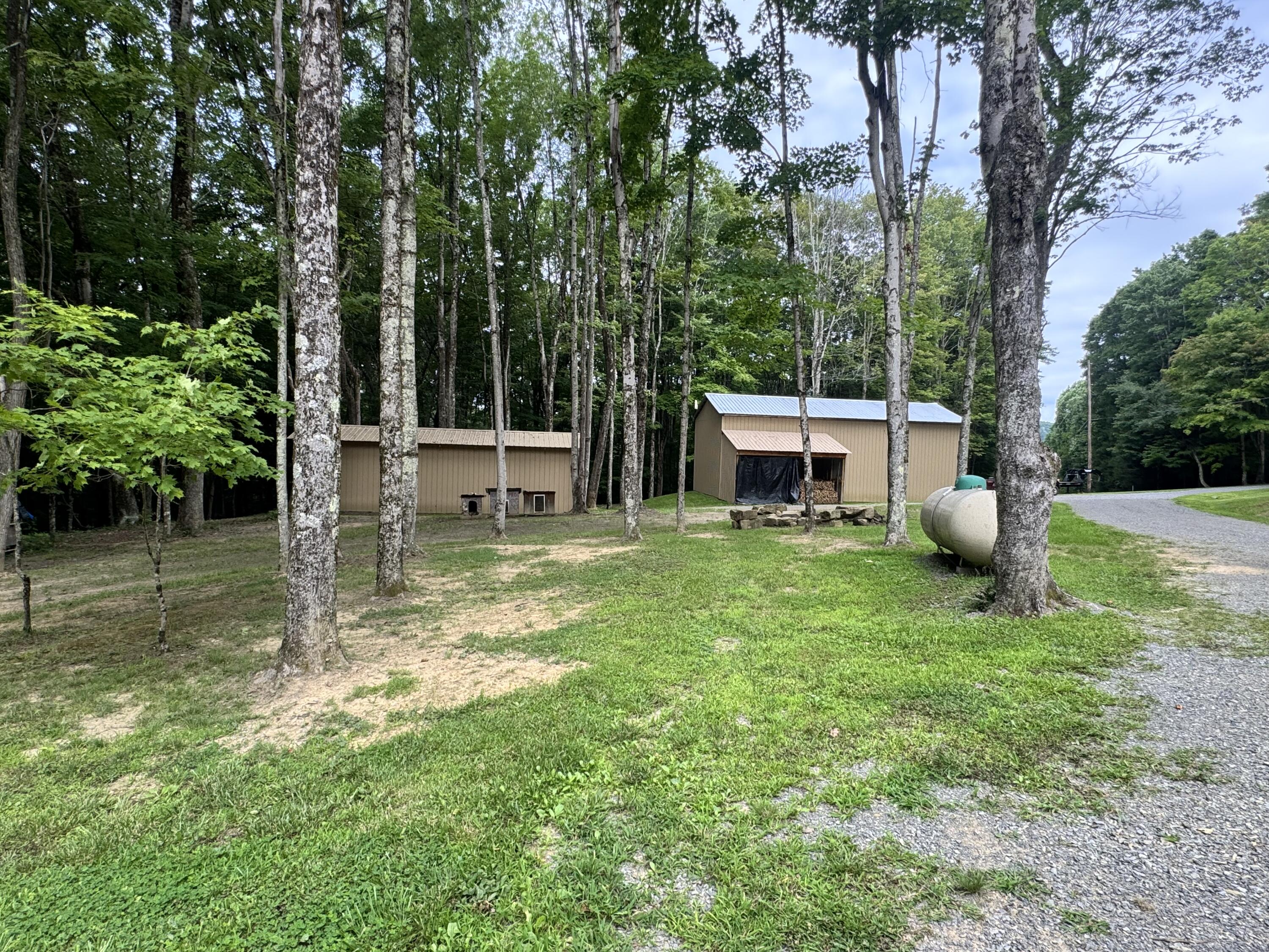 854 Coggins RD