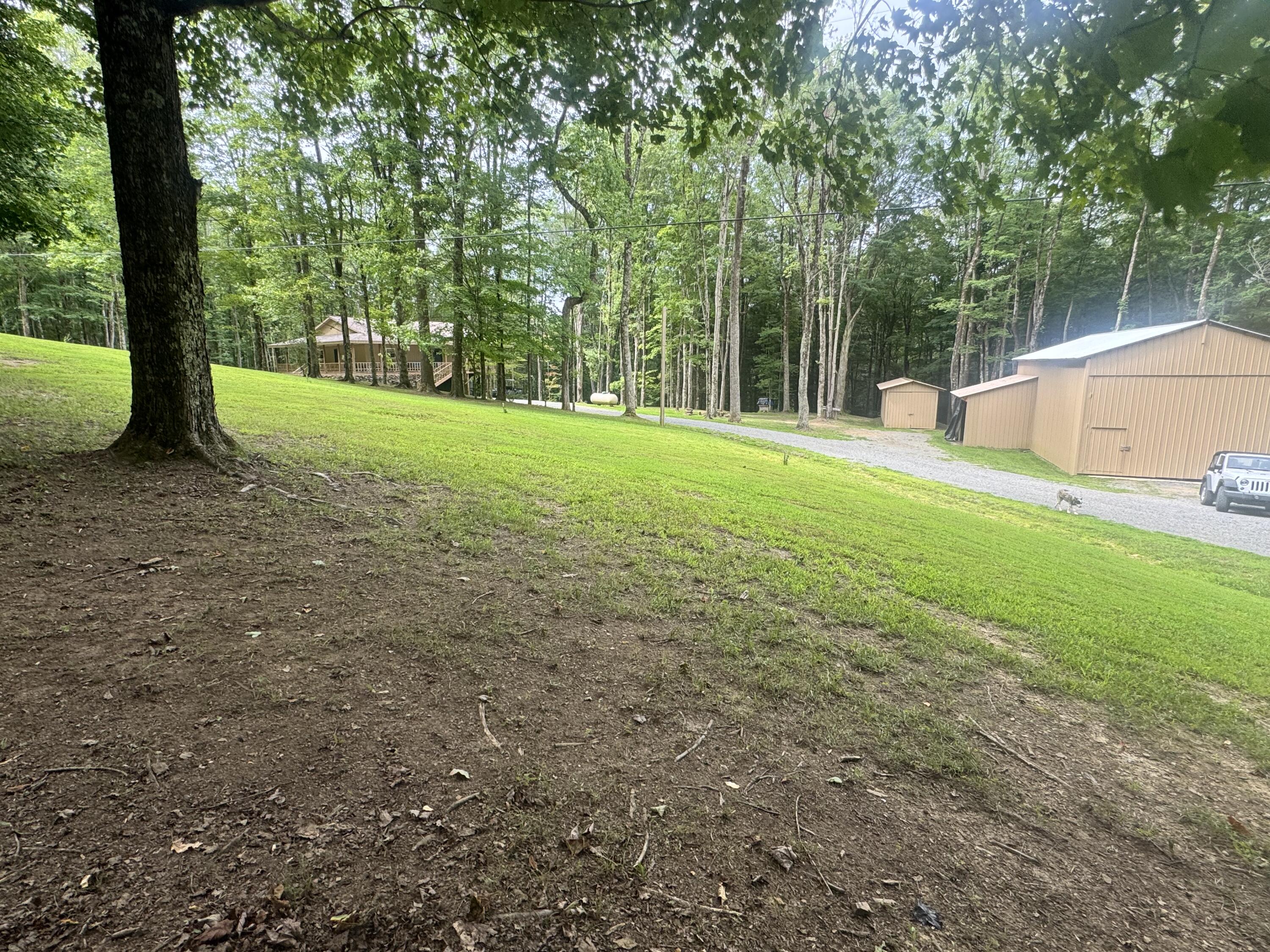 854 Coggins RD