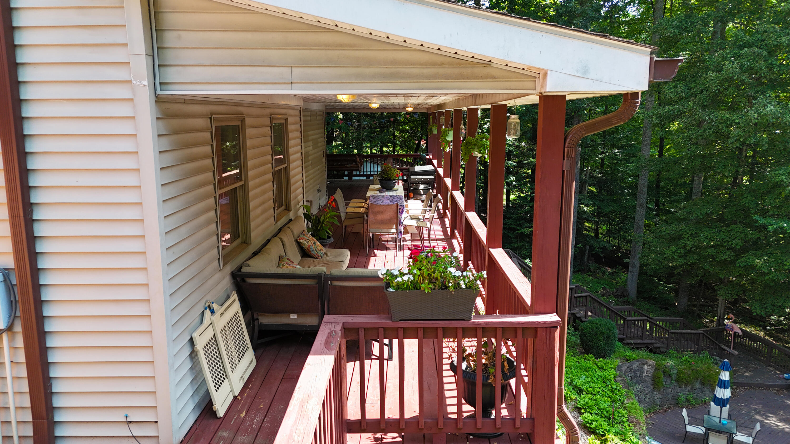 310 Chestnut Hill Rd