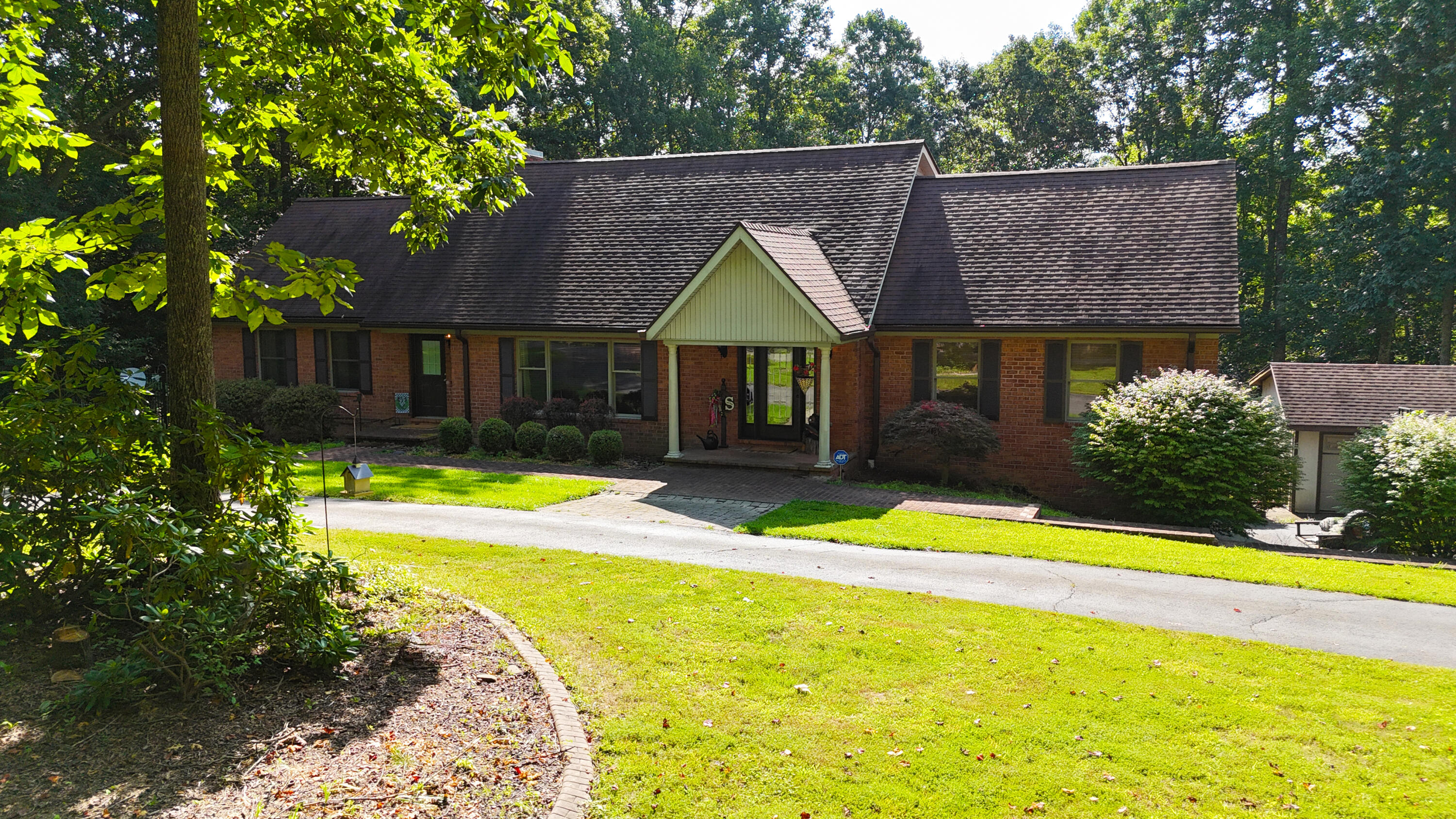 310 Chestnut Hill Rd