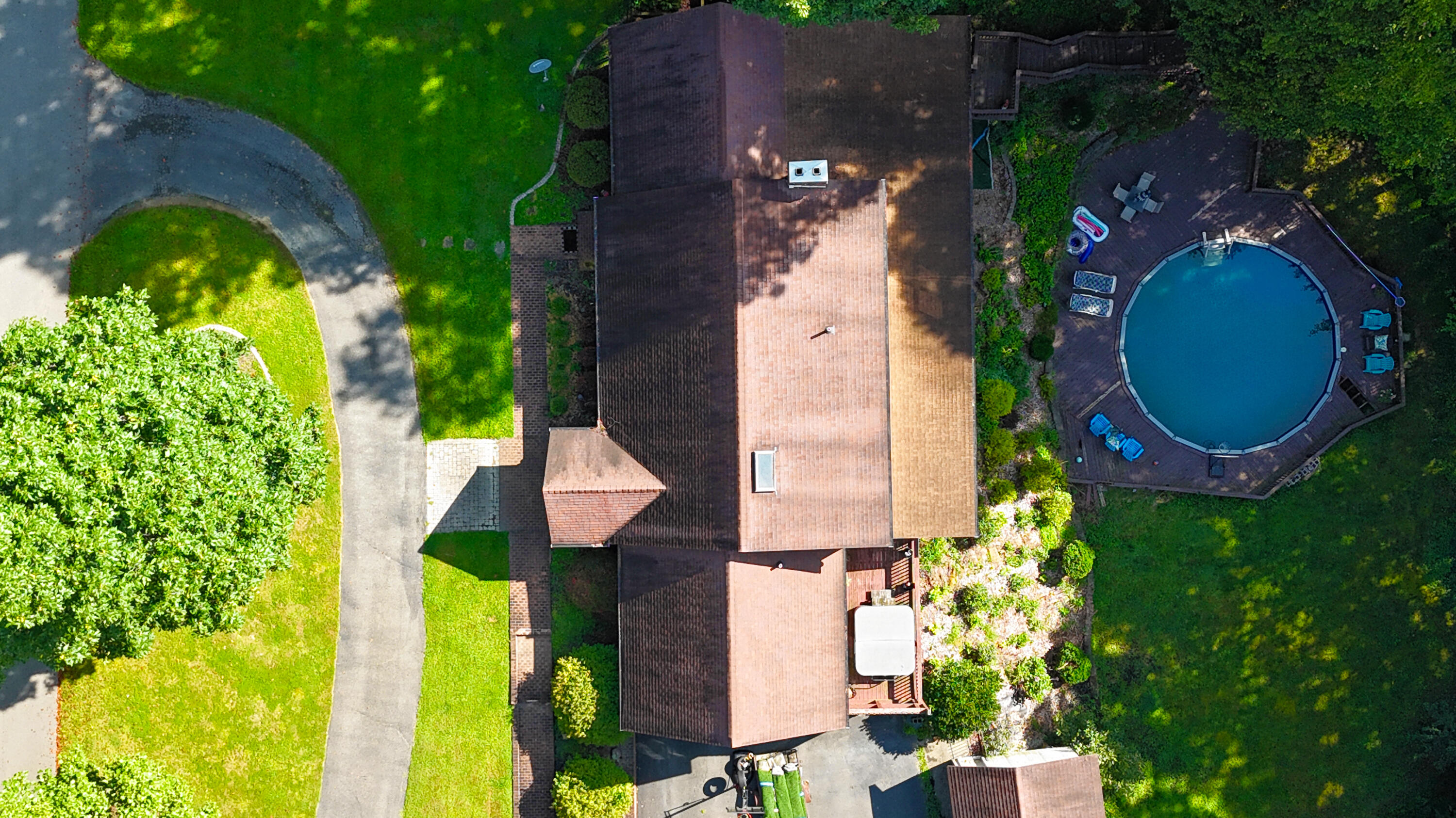 310 Chestnut Hill Rd