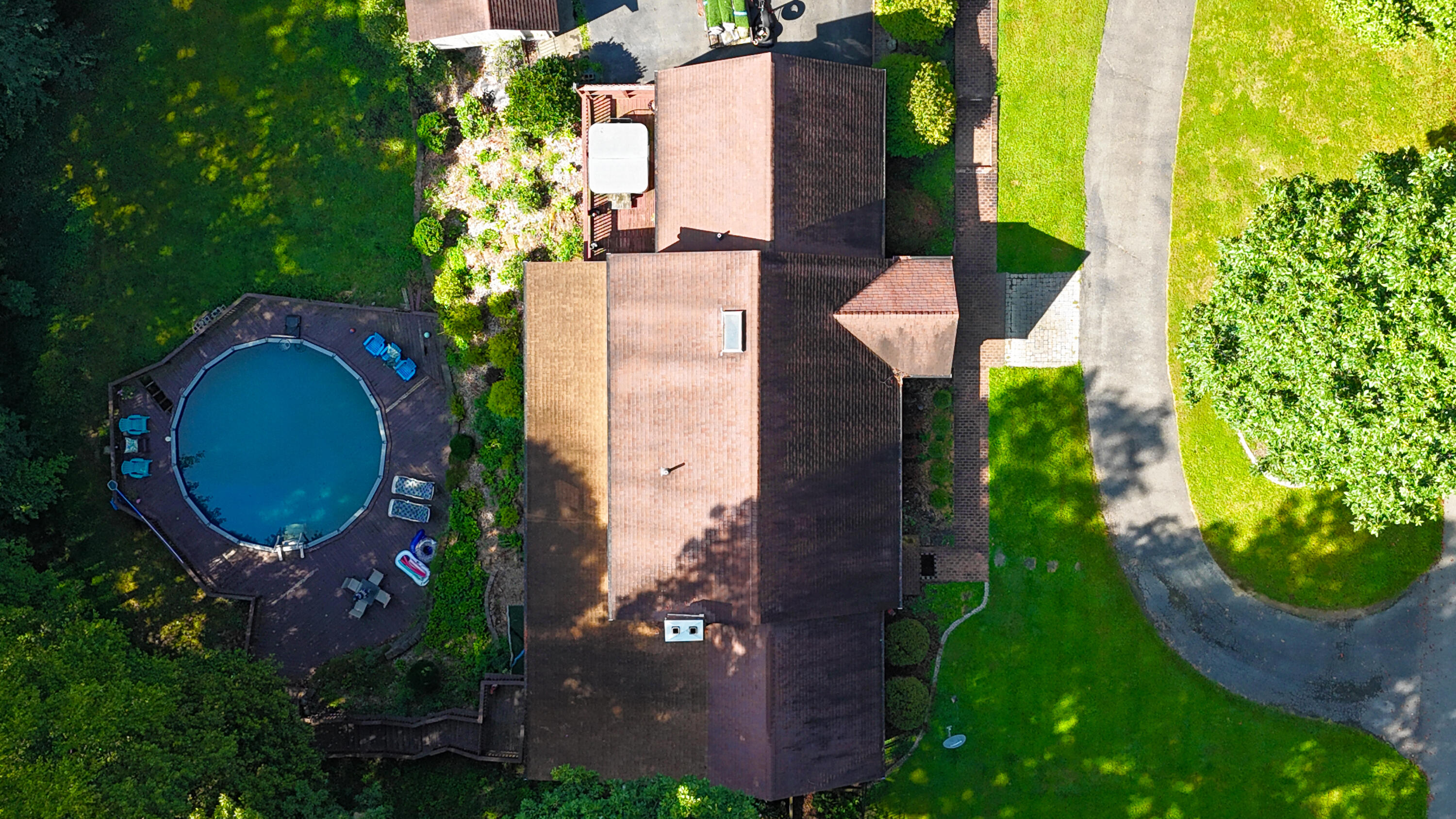 310 Chestnut Hill Rd