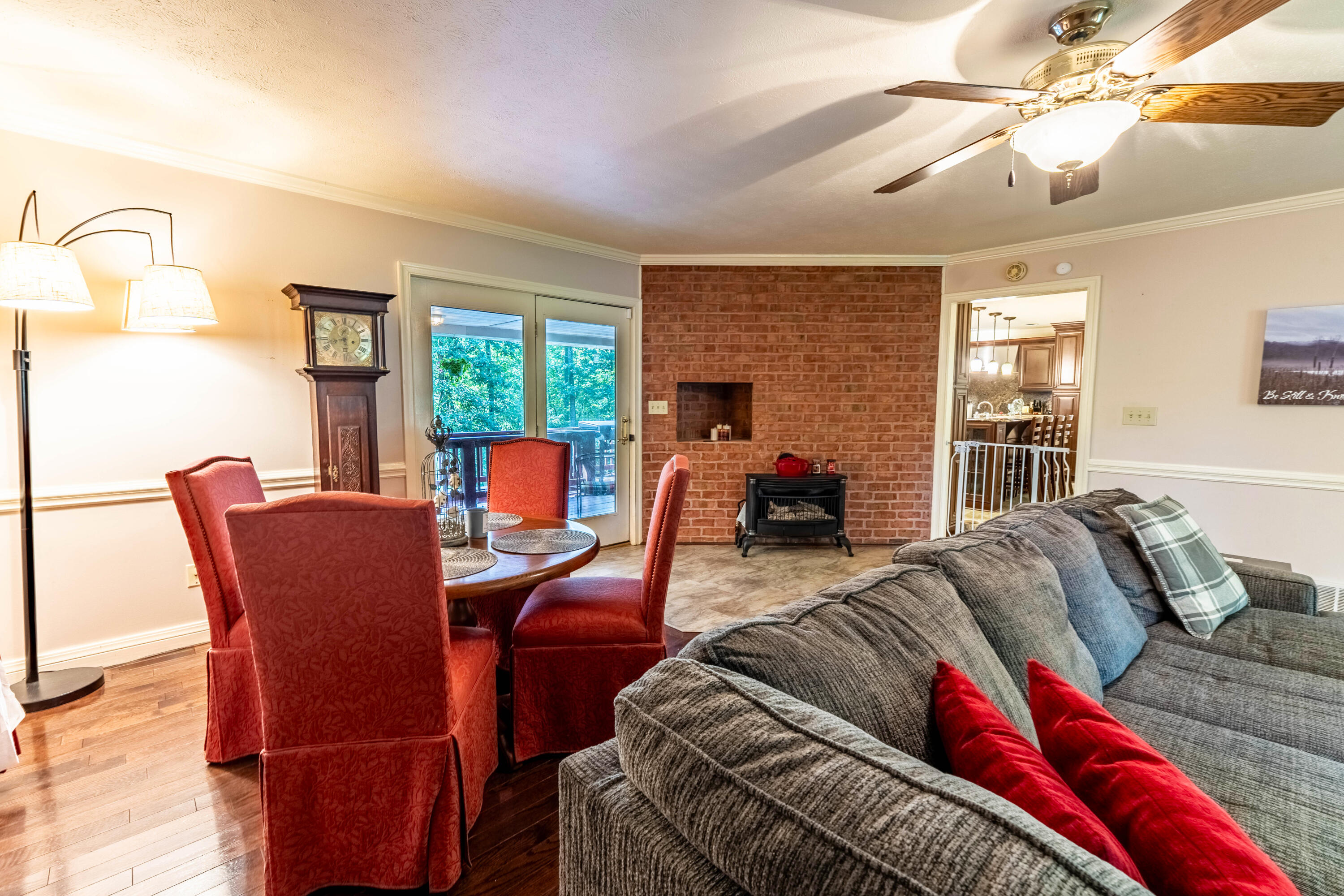 310 Chestnut Hill Rd