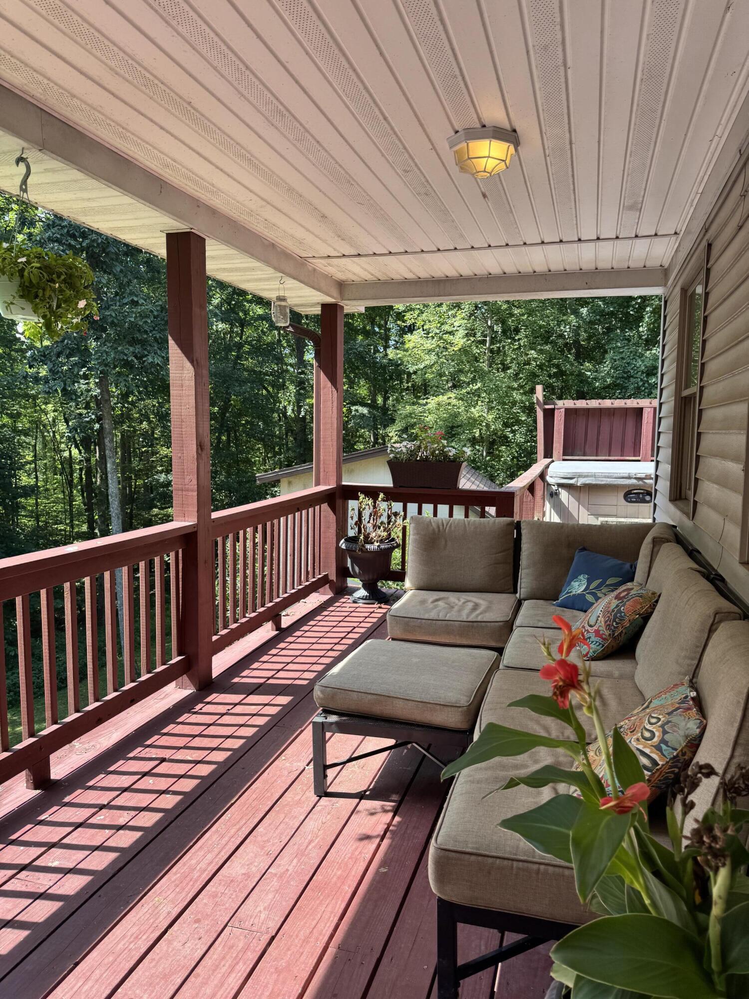 310 Chestnut Hill Rd