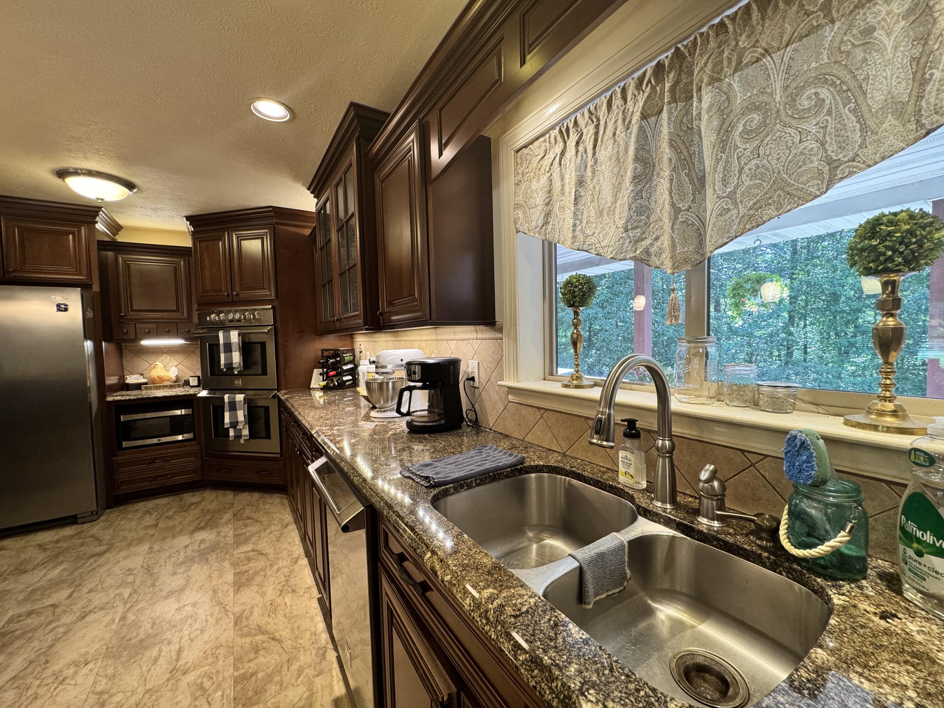 310 Chestnut Hill Rd
