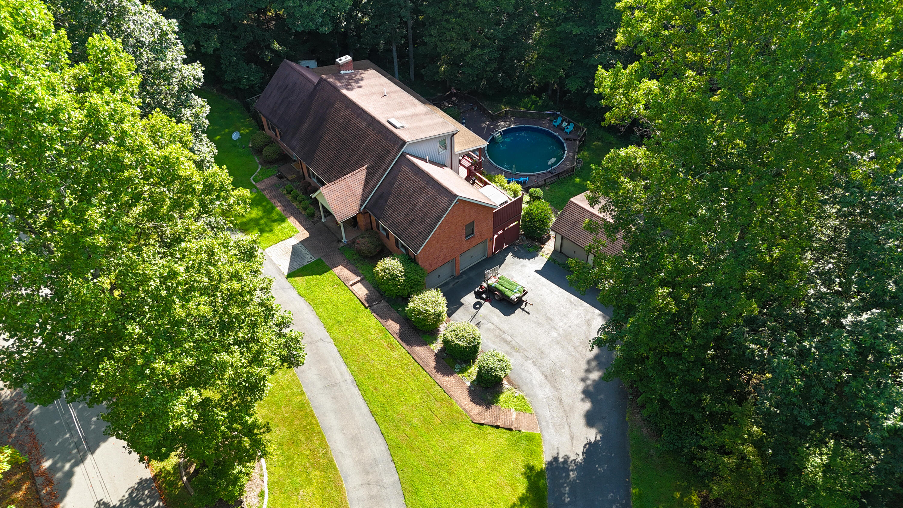 310 Chestnut Hill Rd
