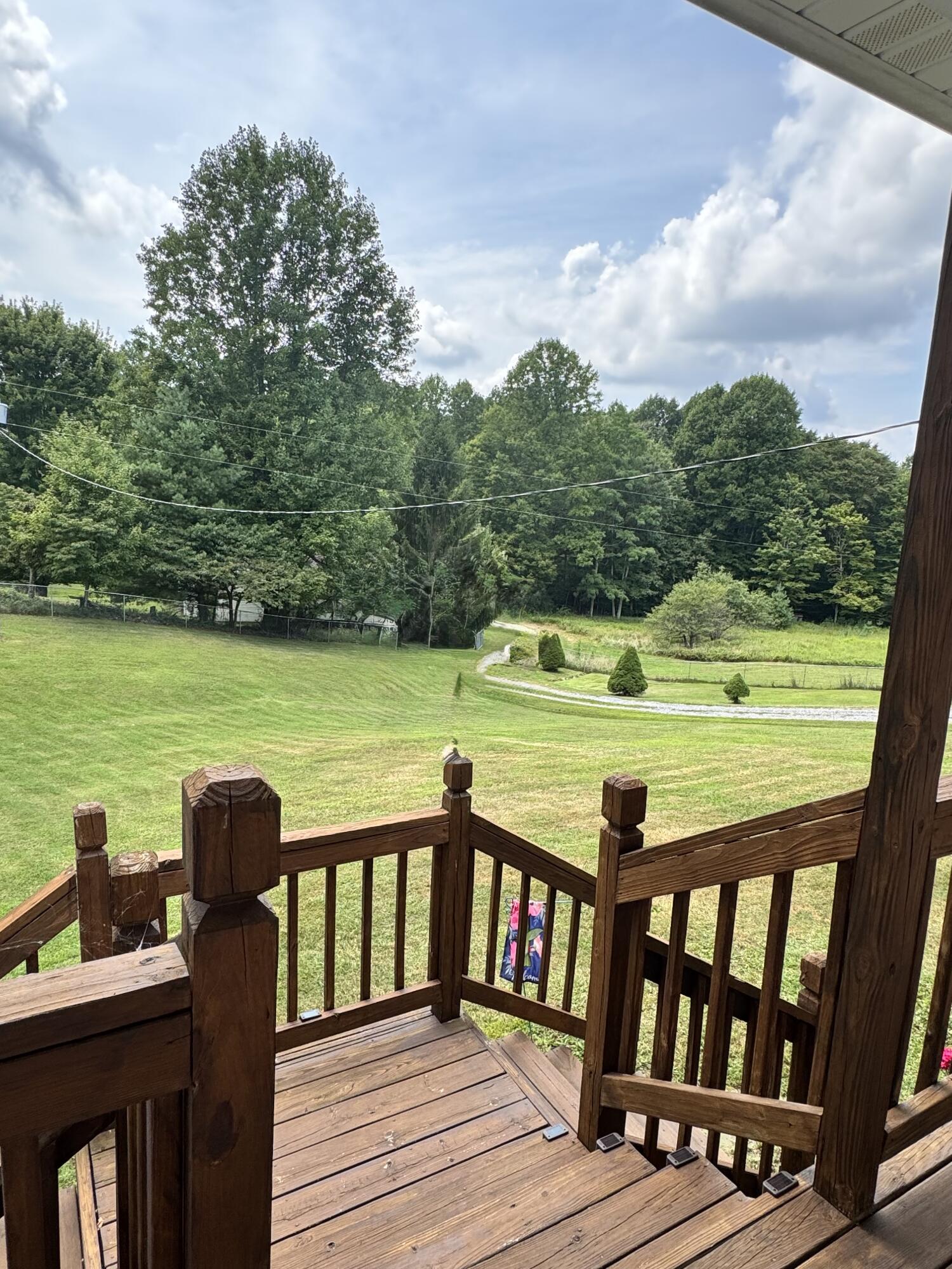 68 Hurd Rd
