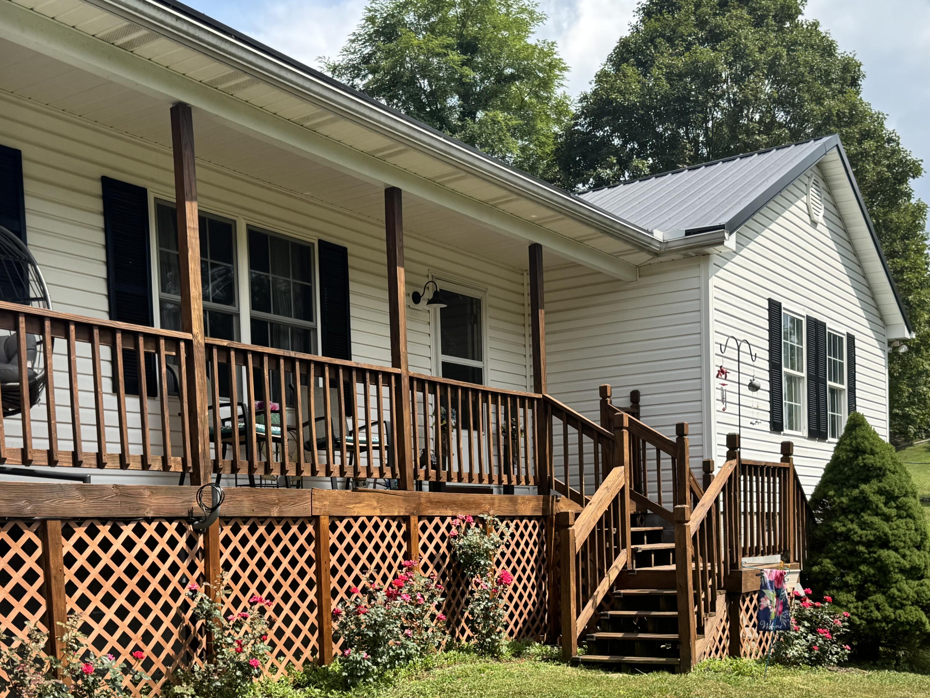 68 Hurd Rd