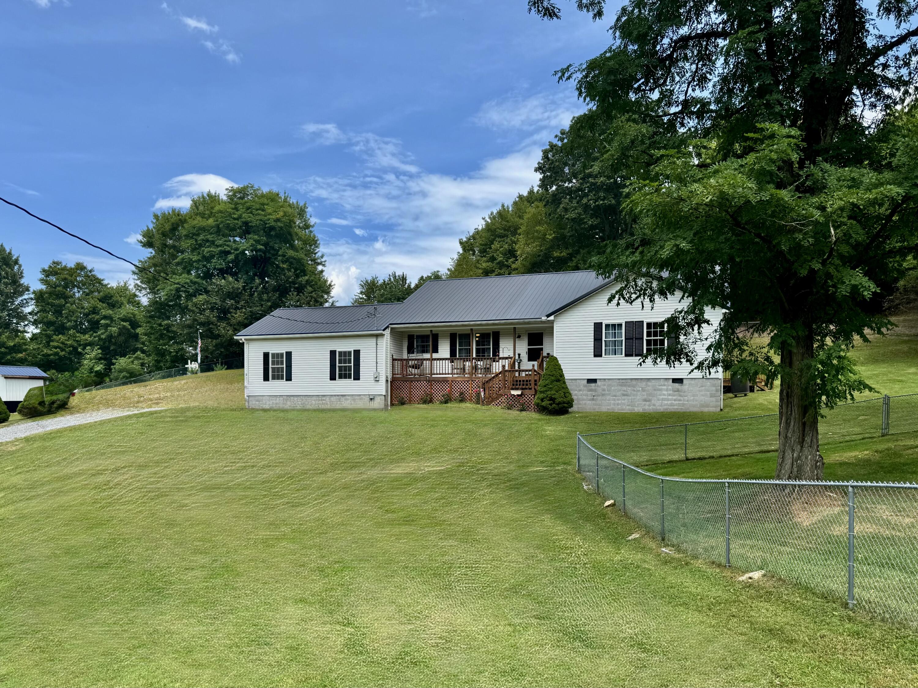 68 Hurd Rd