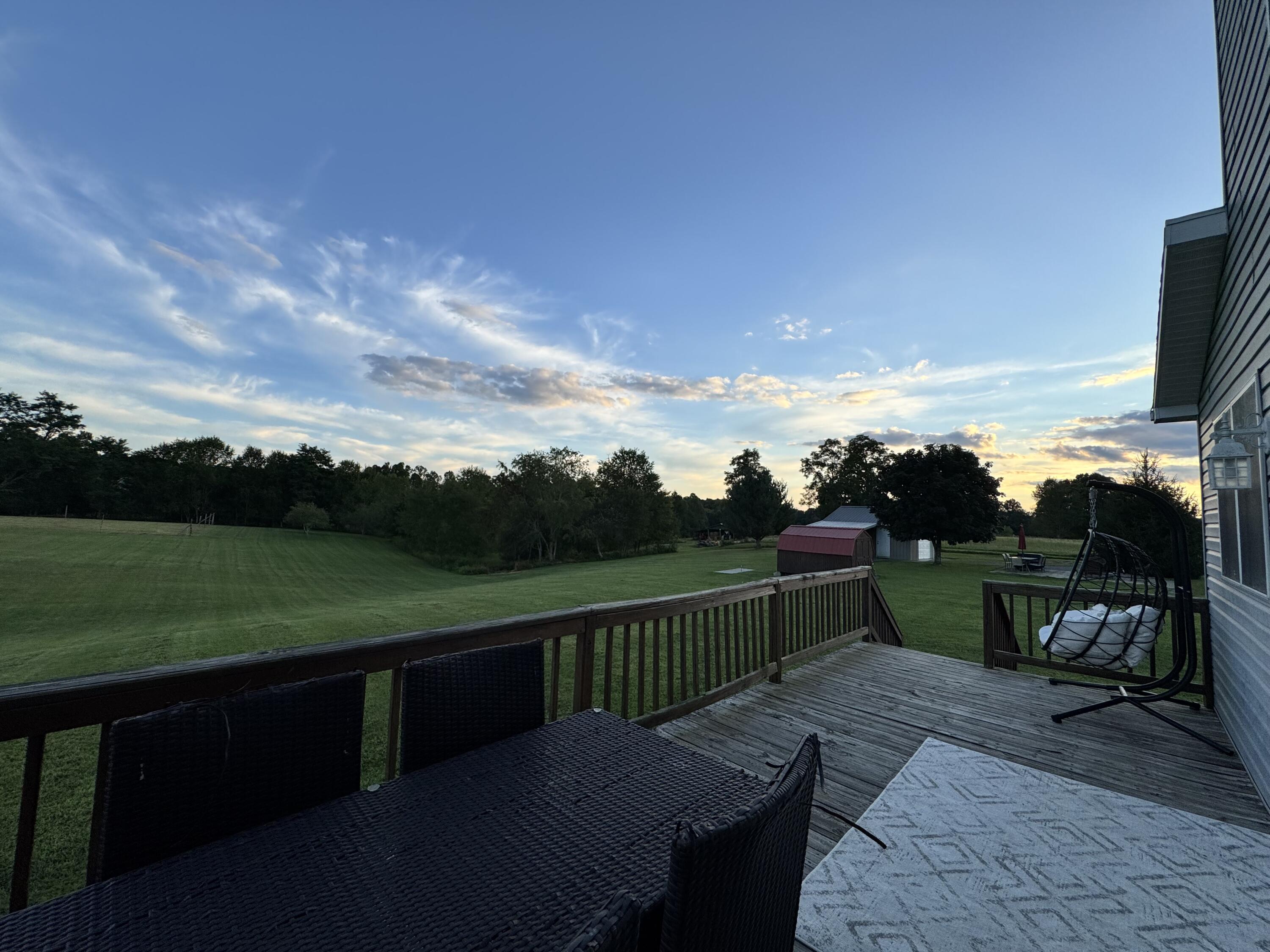 153 Ruby Ln