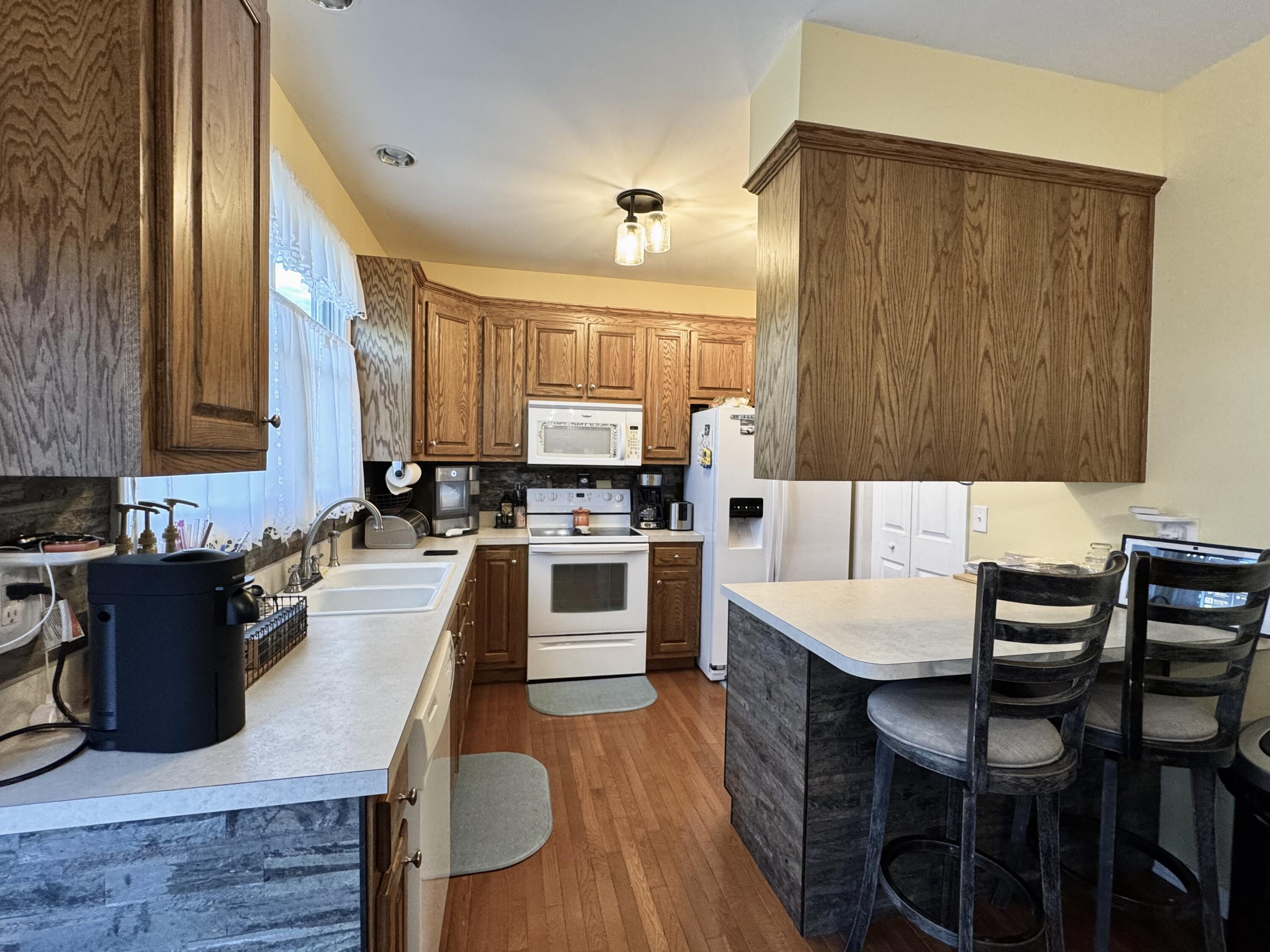 153 Ruby Ln