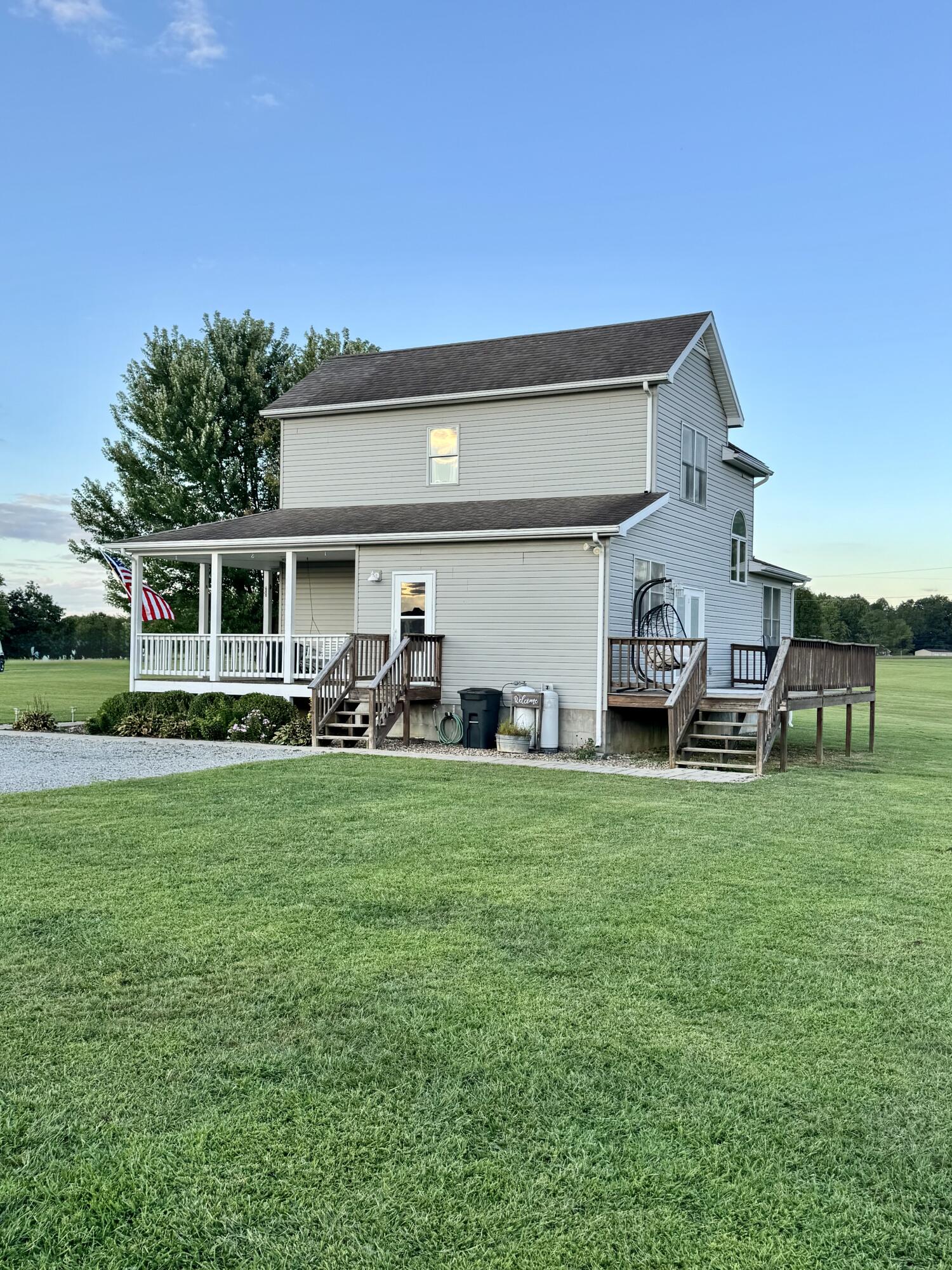 153 Ruby Ln