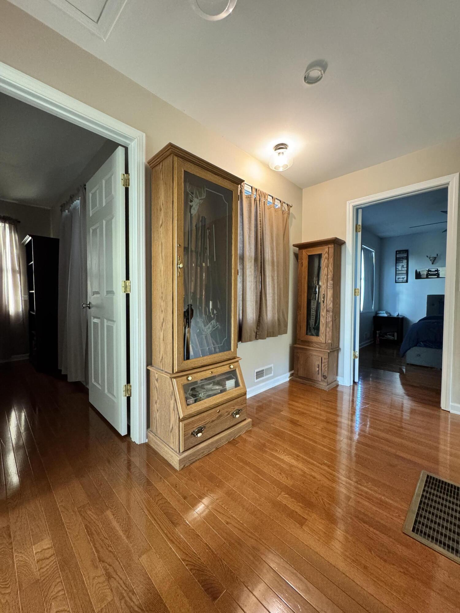 153 Ruby Ln