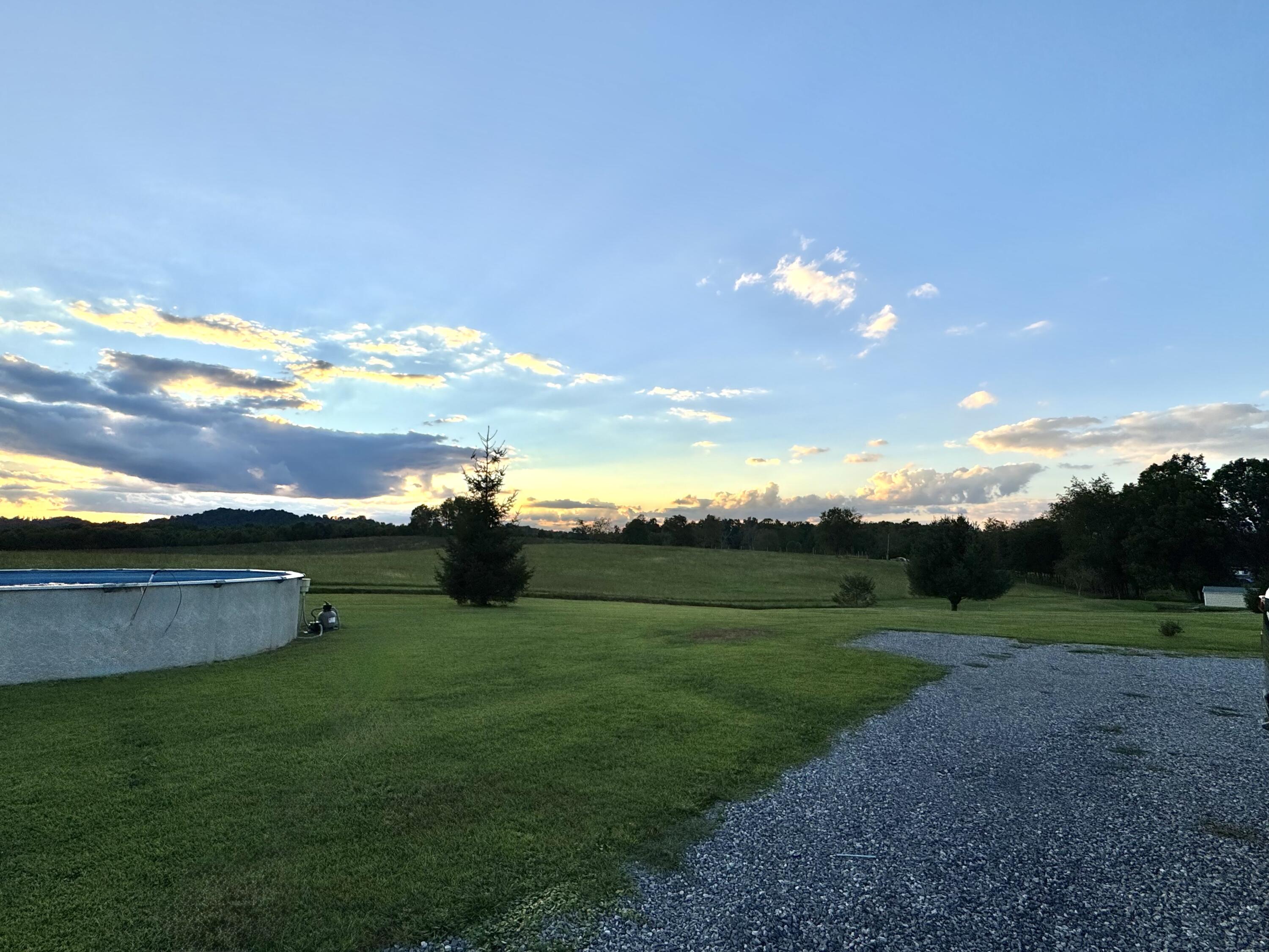 153 Ruby Ln
