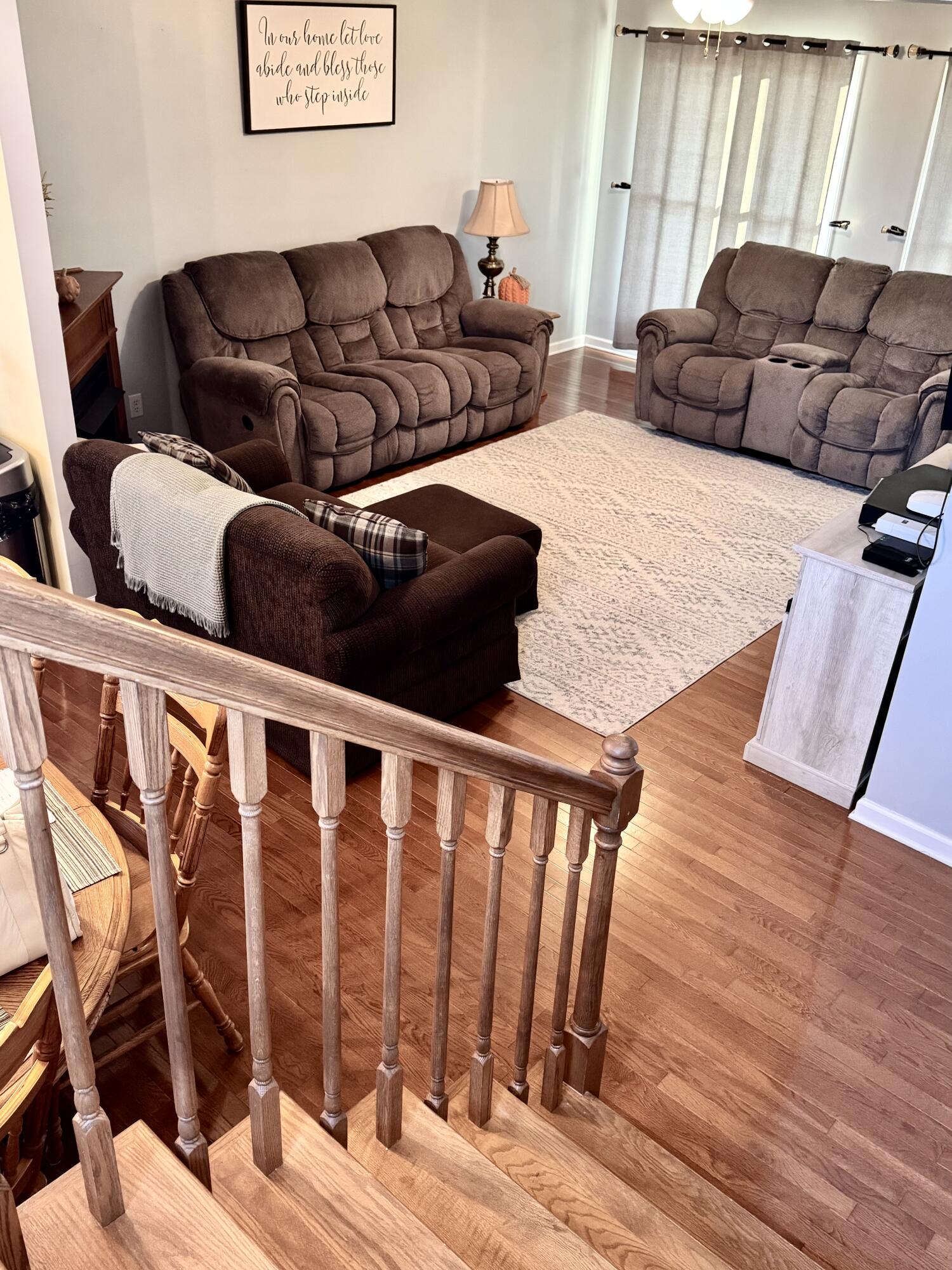 153 Ruby Ln