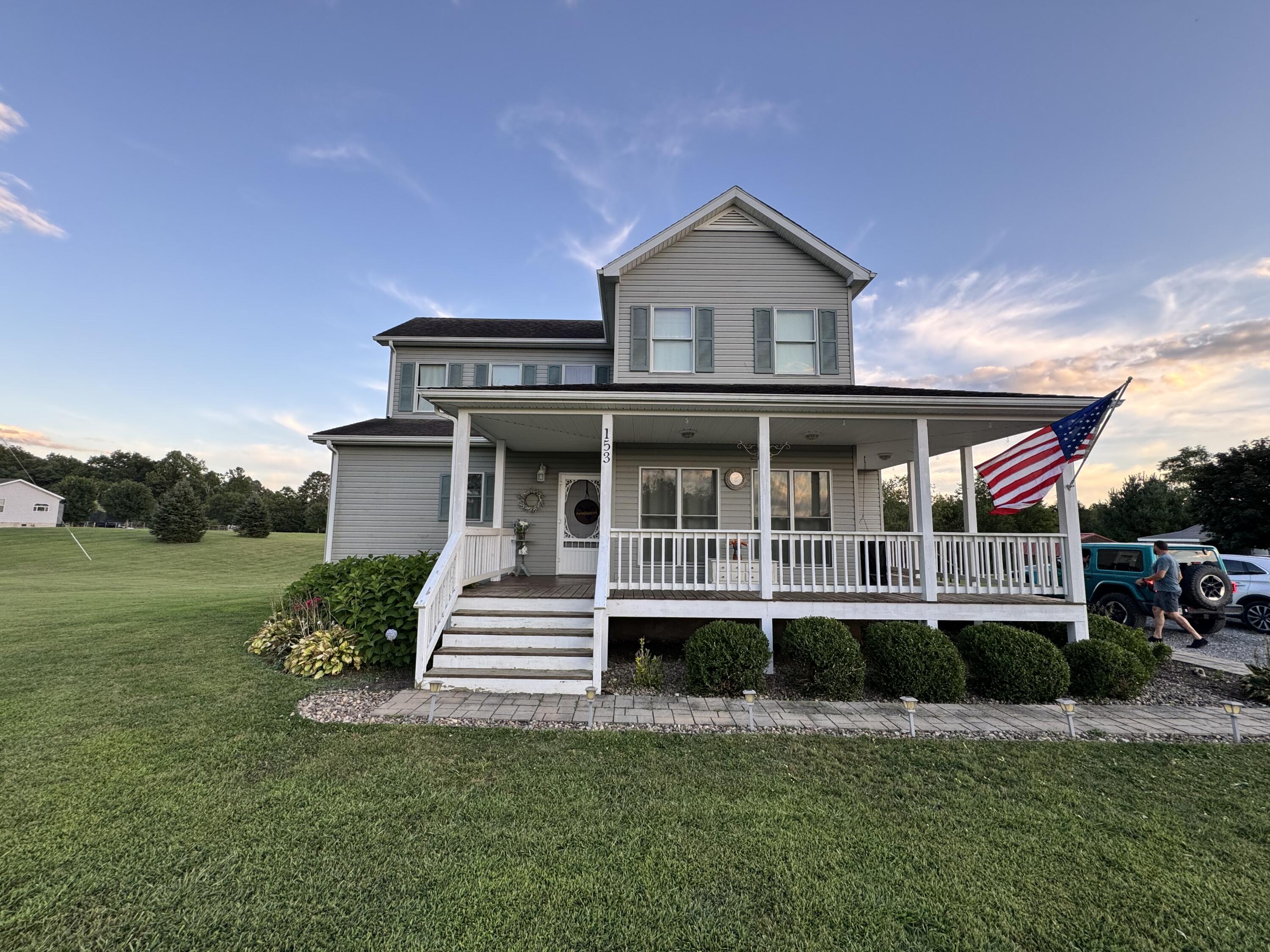 153 Ruby Ln