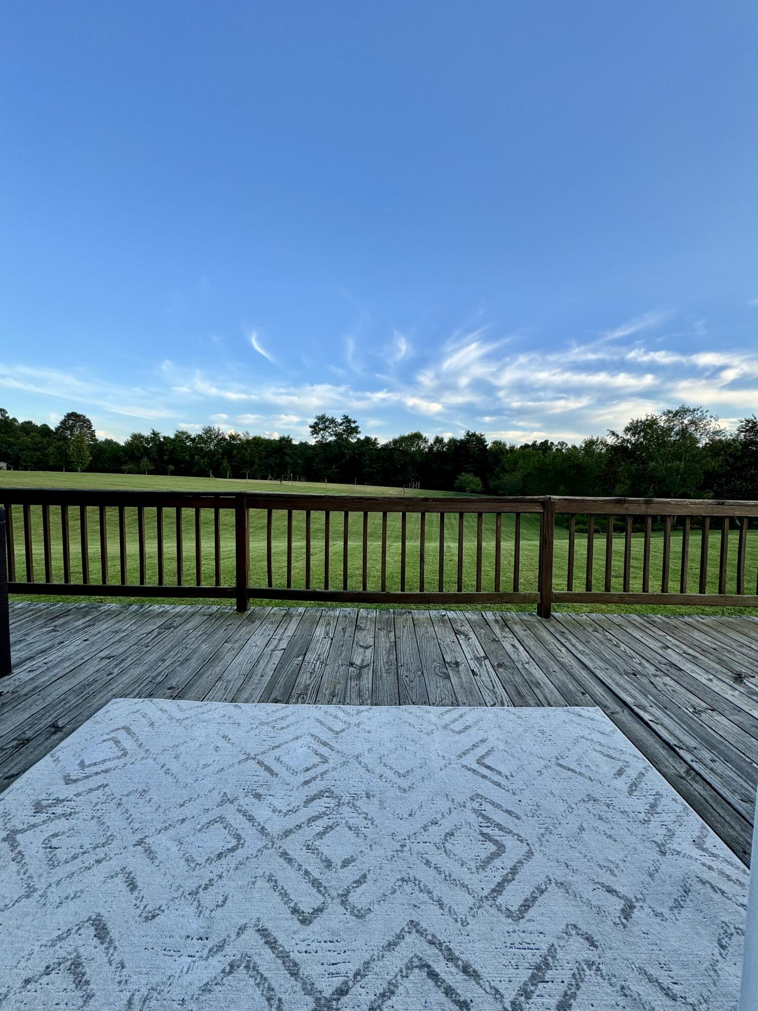 153 Ruby Ln