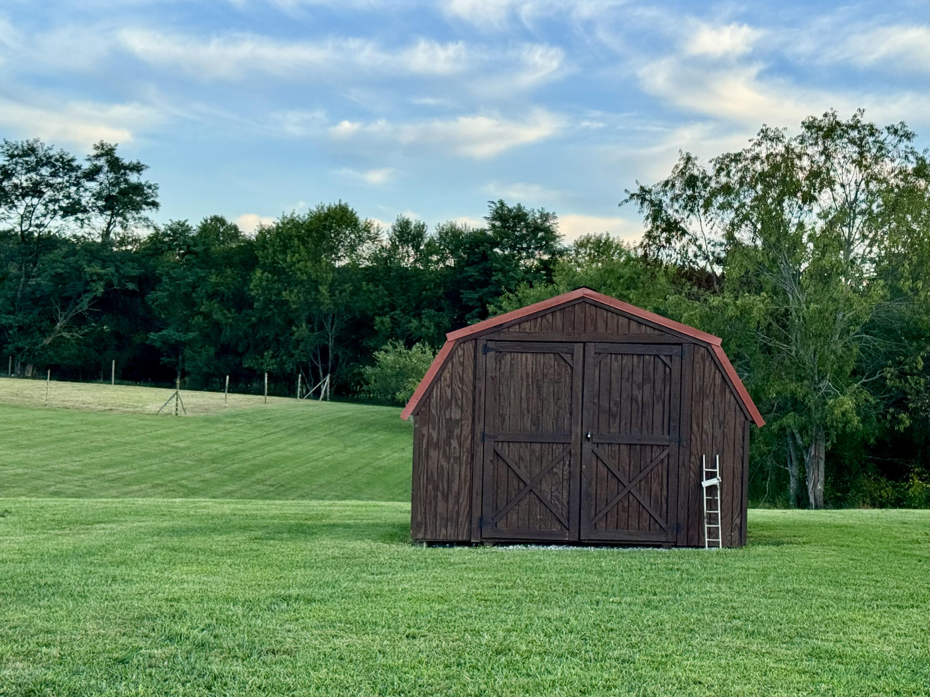 153 Ruby Ln