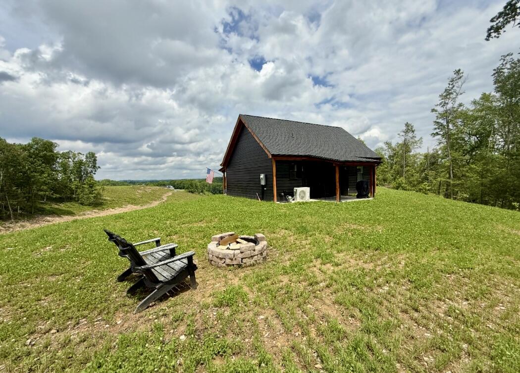 100 Brownstone Ridge Rd