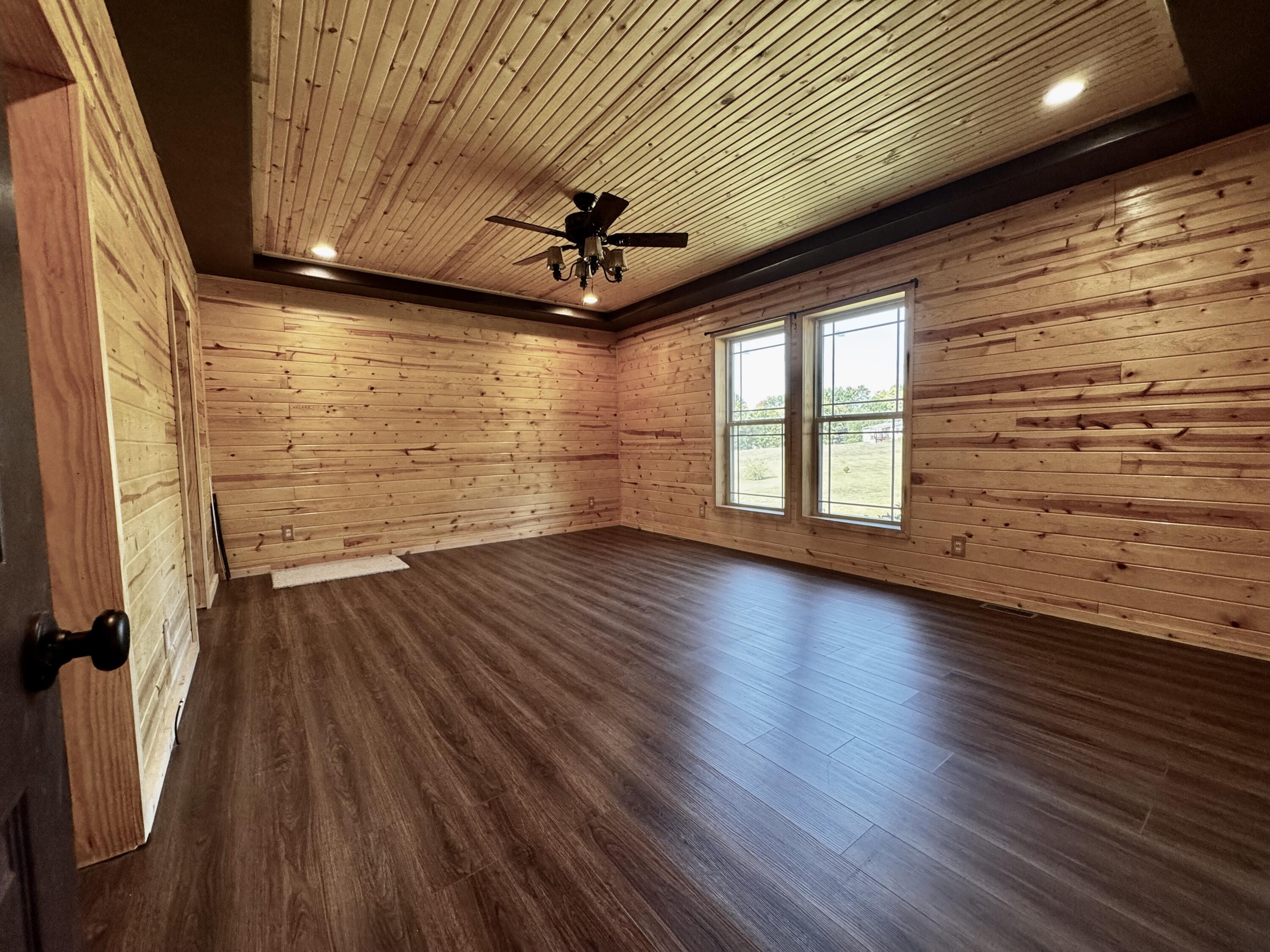 10292 Canvas Nettie Rd
