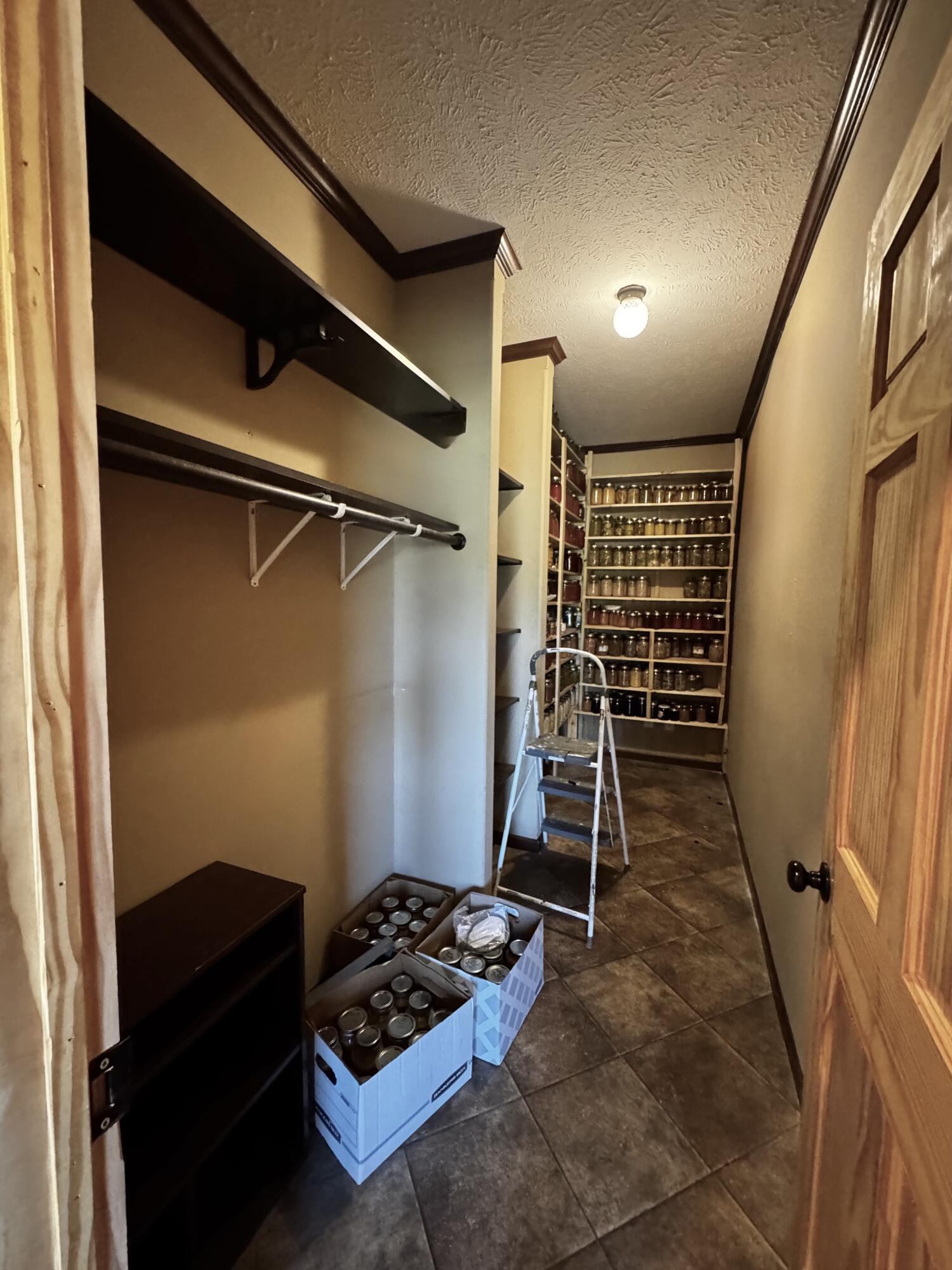 10292 Canvas Nettie Rd