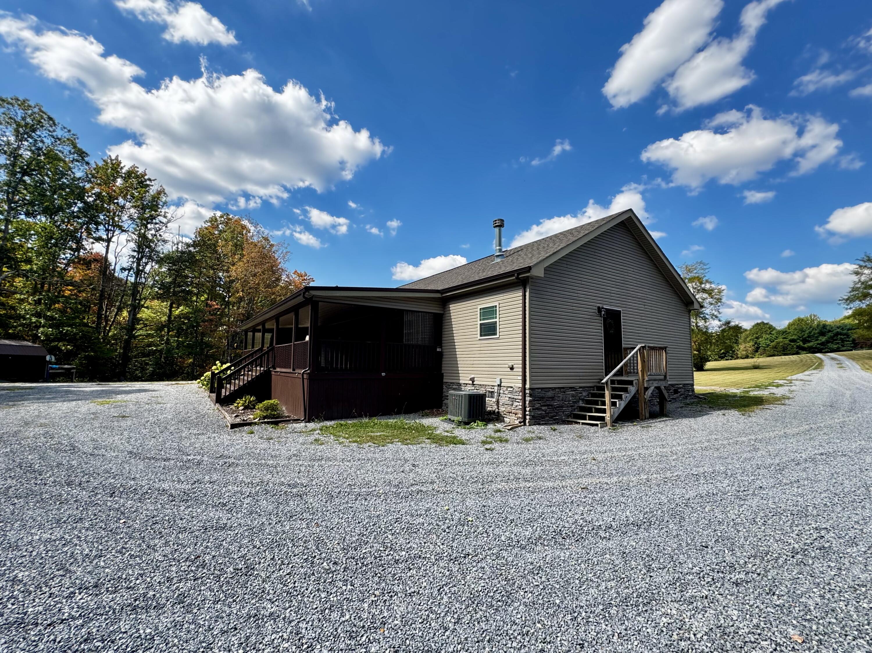 10292 Canvas Nettie Rd