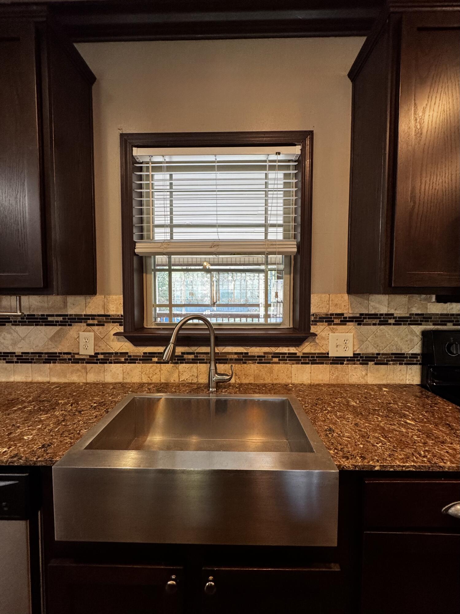 10292 Canvas Nettie Rd