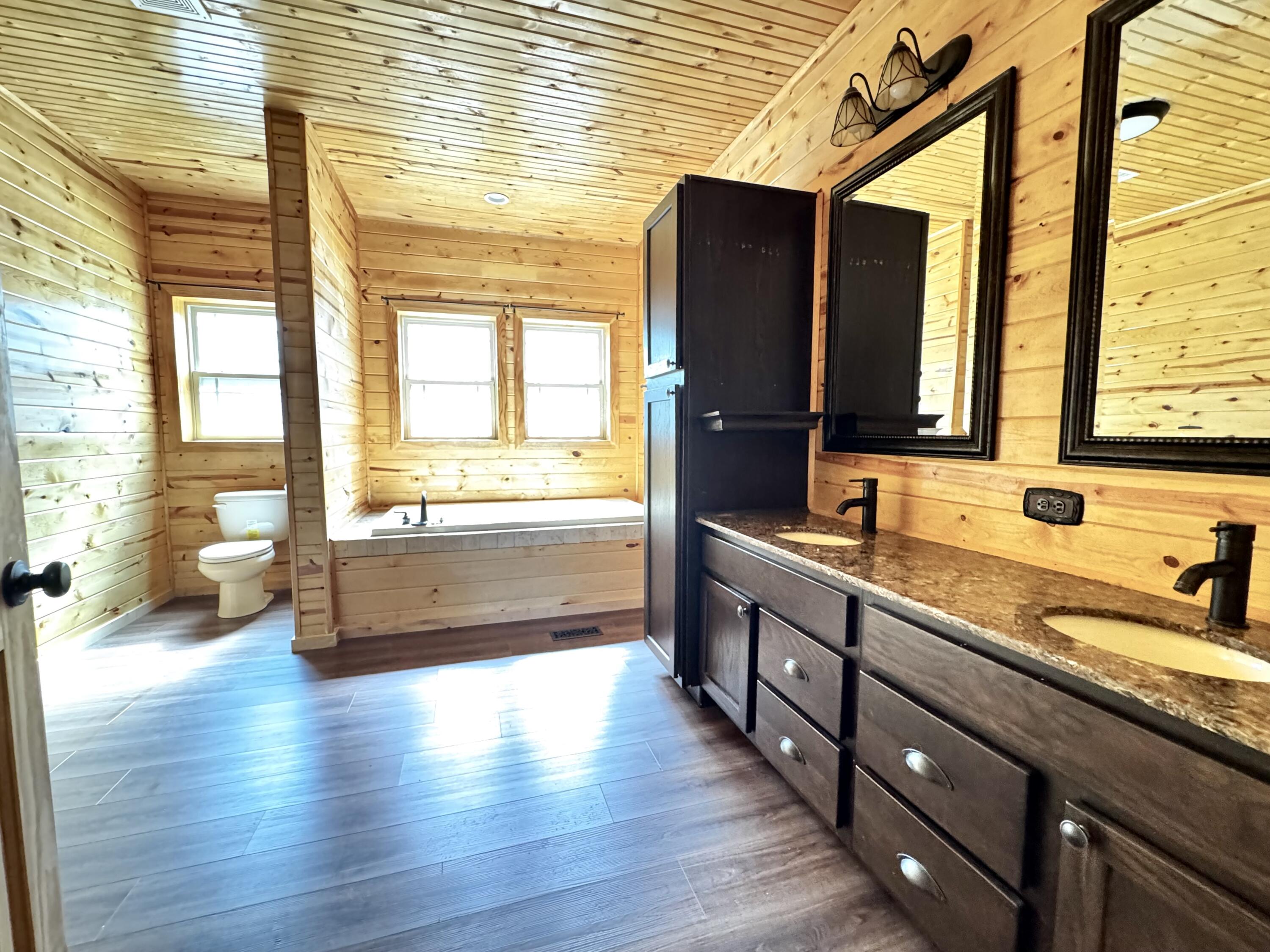 10292 Canvas Nettie Rd