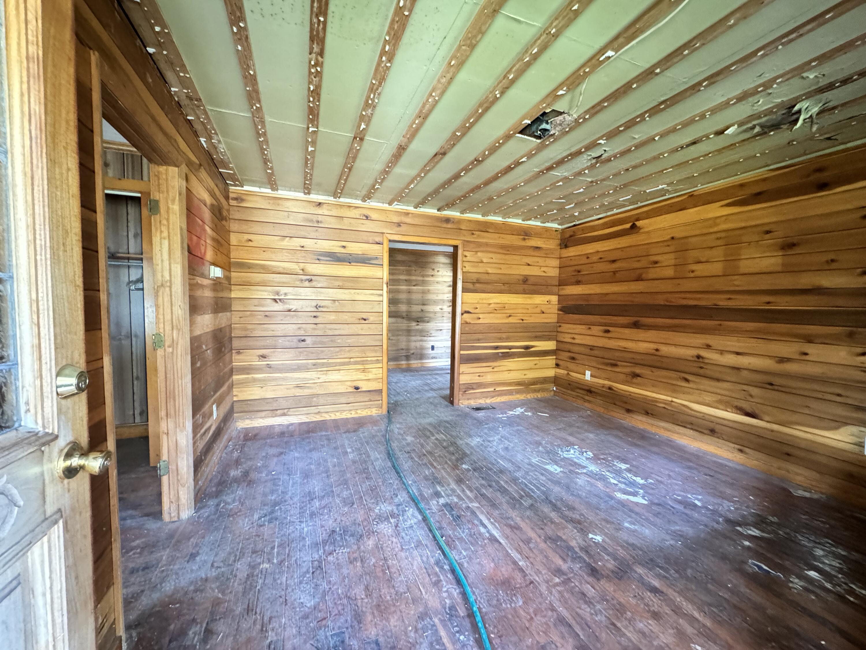 993 Meadow Bridge Rd