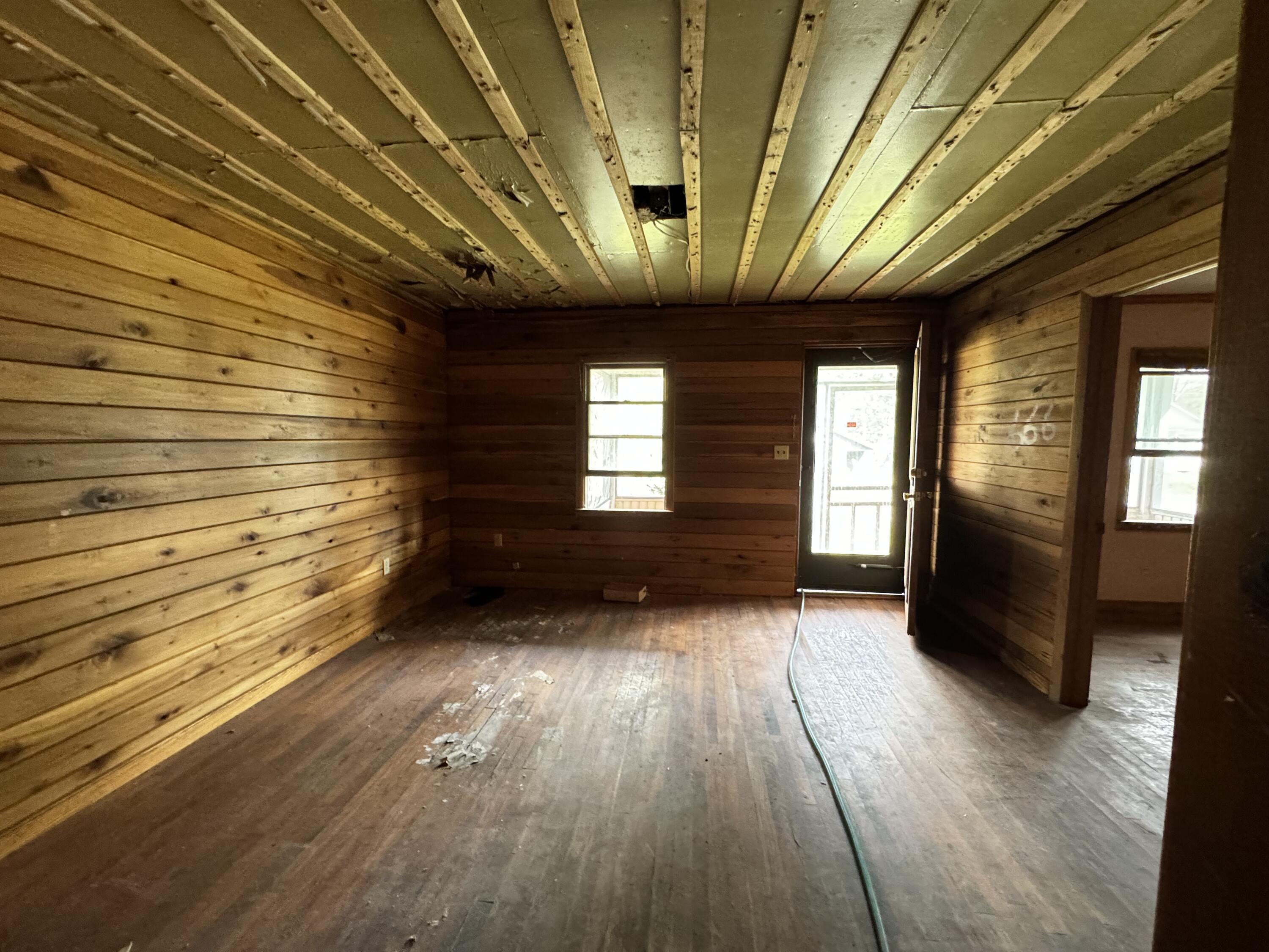 993 Meadow Bridge Rd