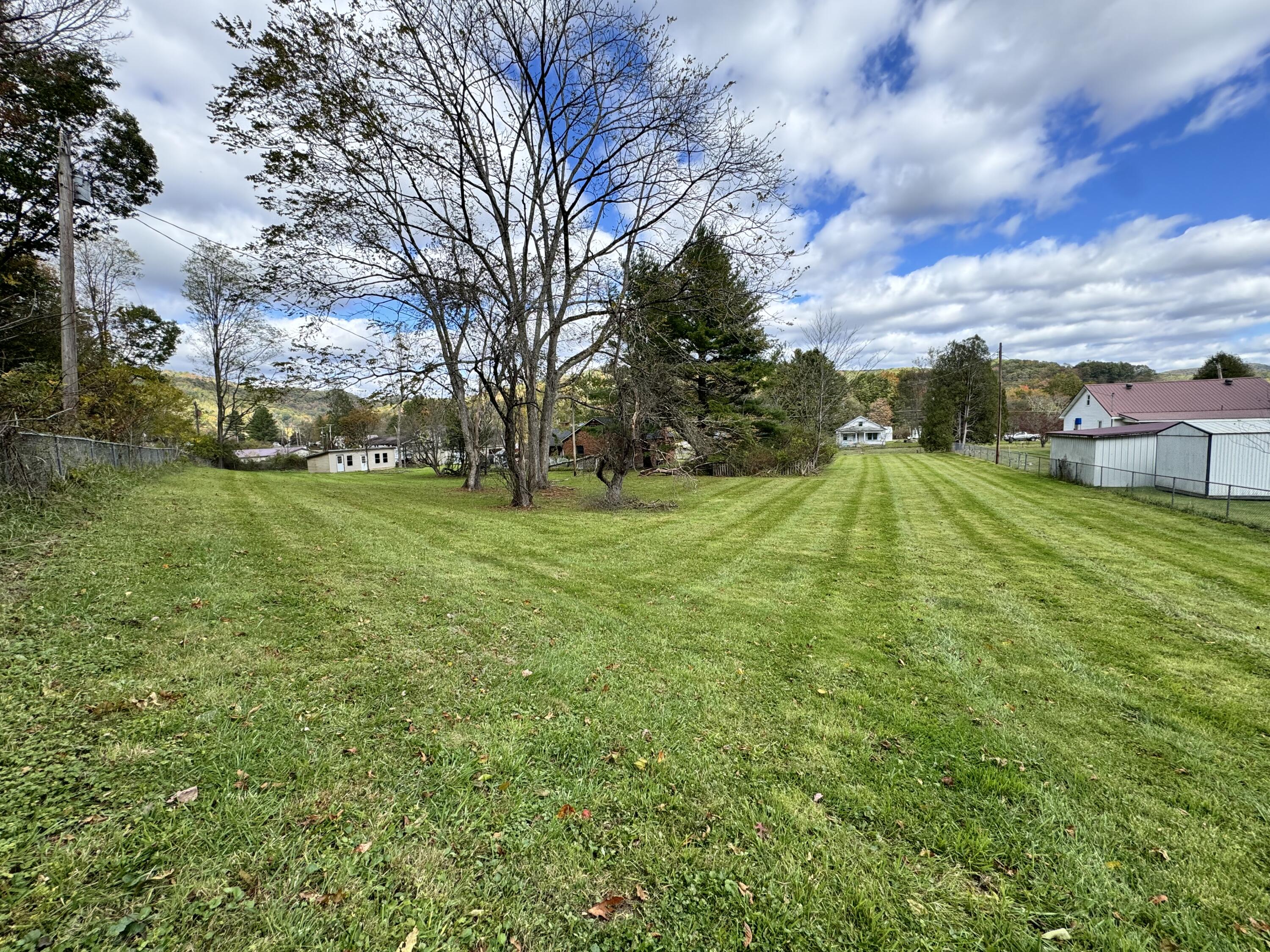 993 Meadow Bridge Rd