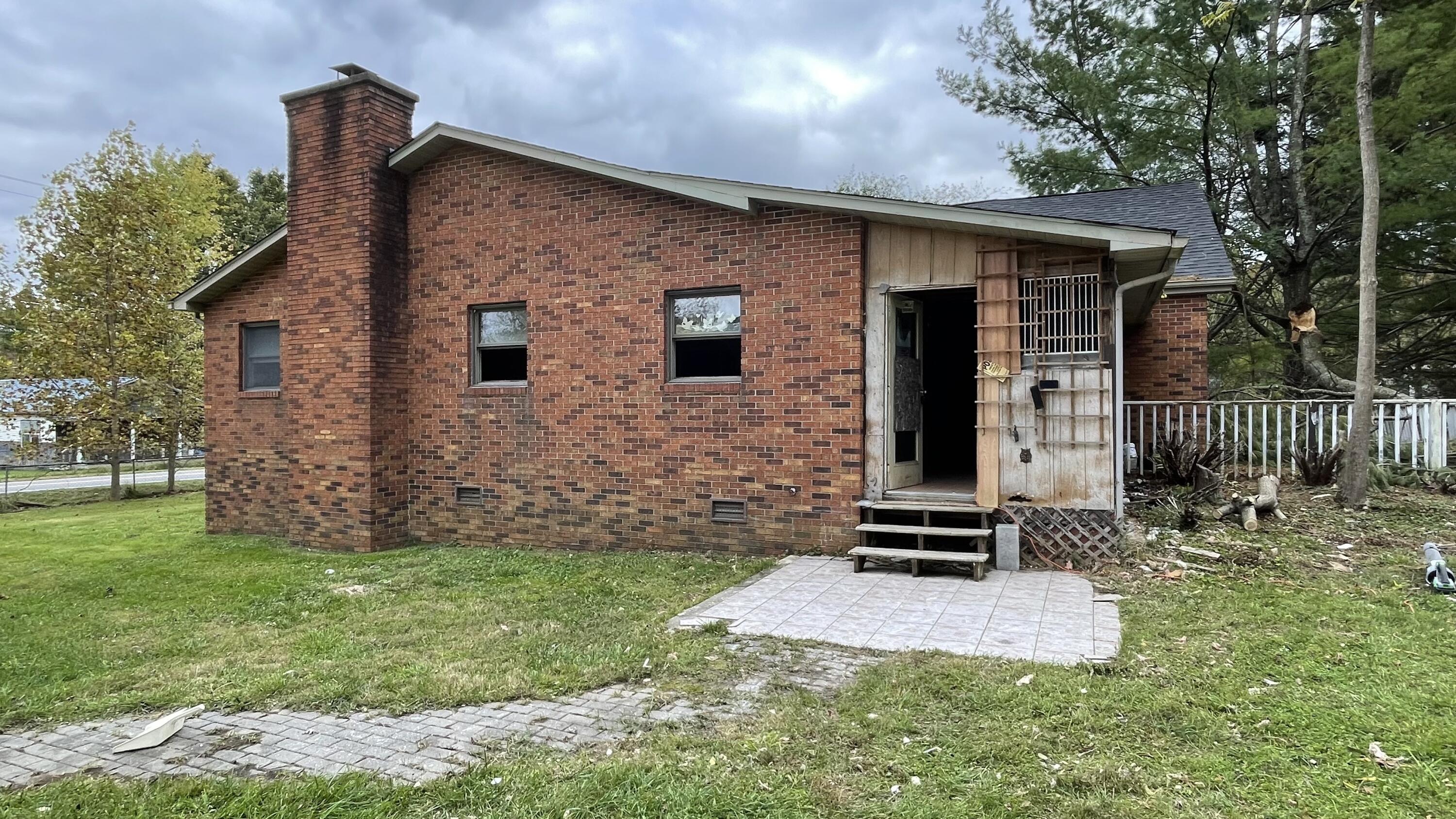 993 Meadow Bridge Rd