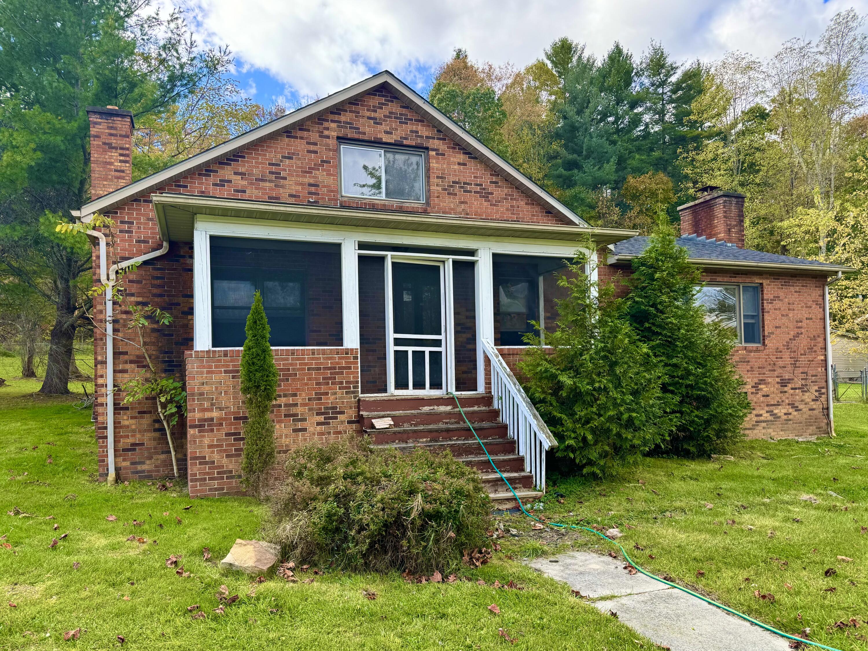 993 Meadow Bridge Rd