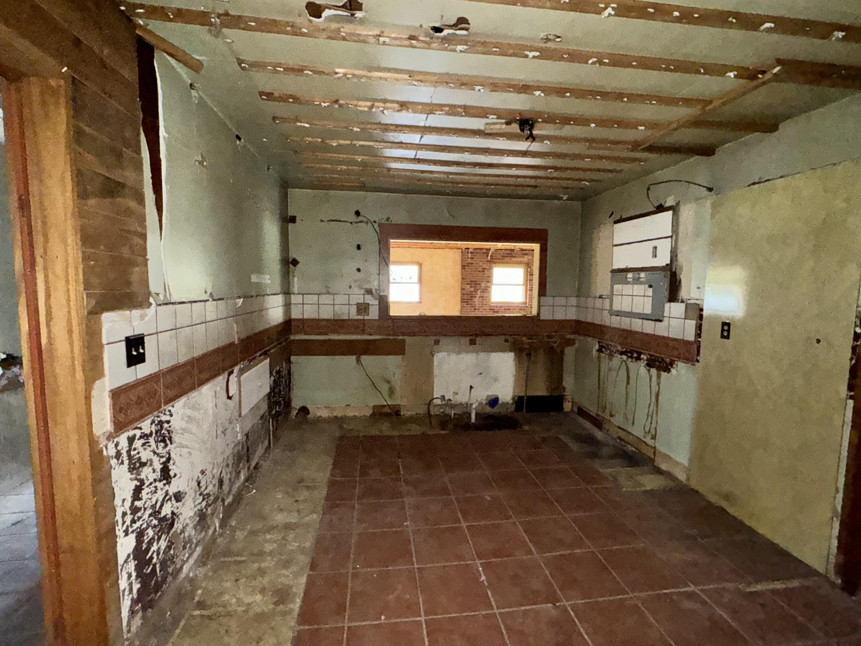 993 Meadow Bridge Rd