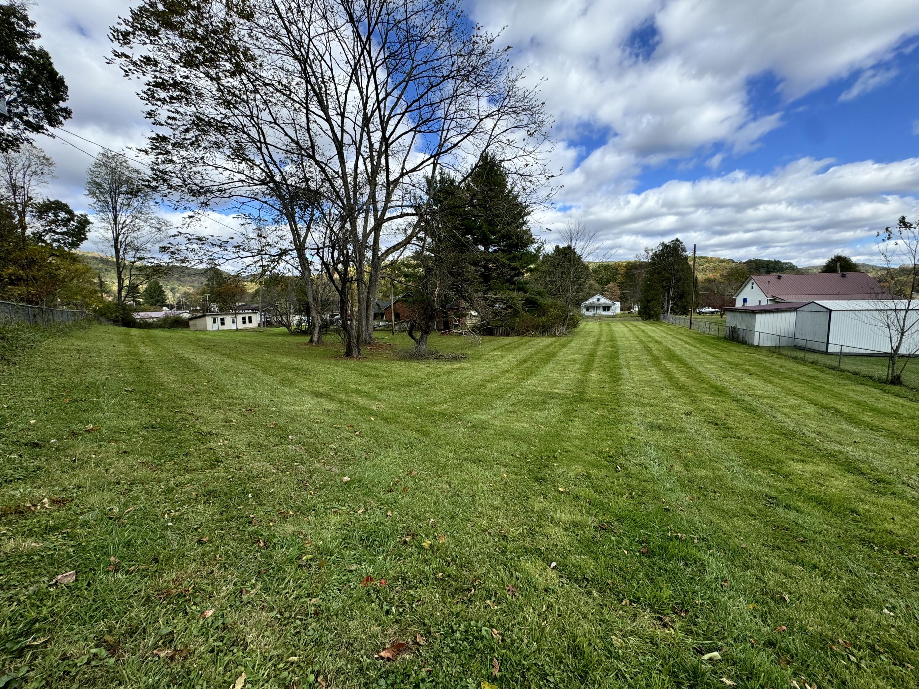 993 Meadow Bridge Rd