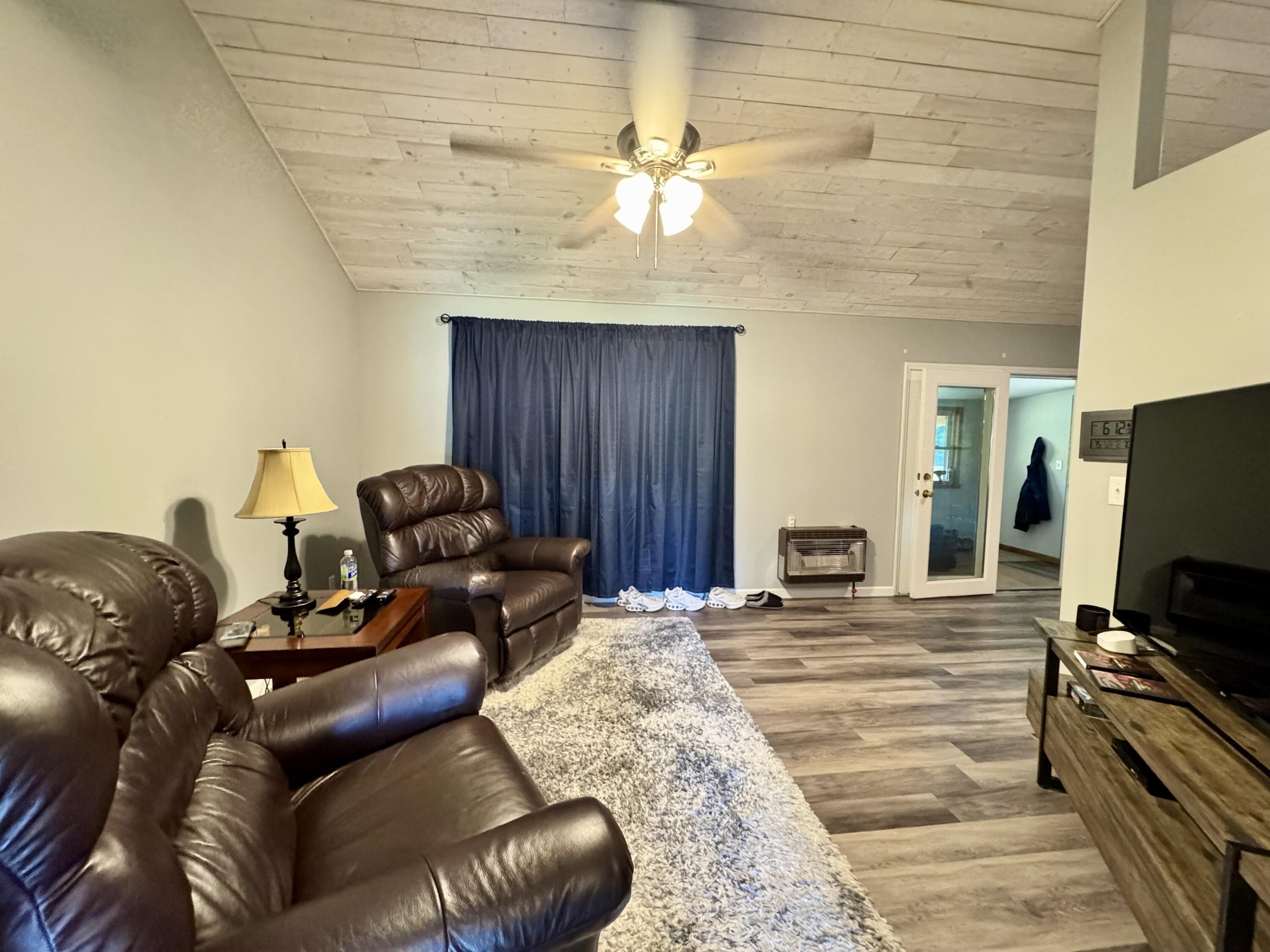 3179 Nettie-Fenwick Rd