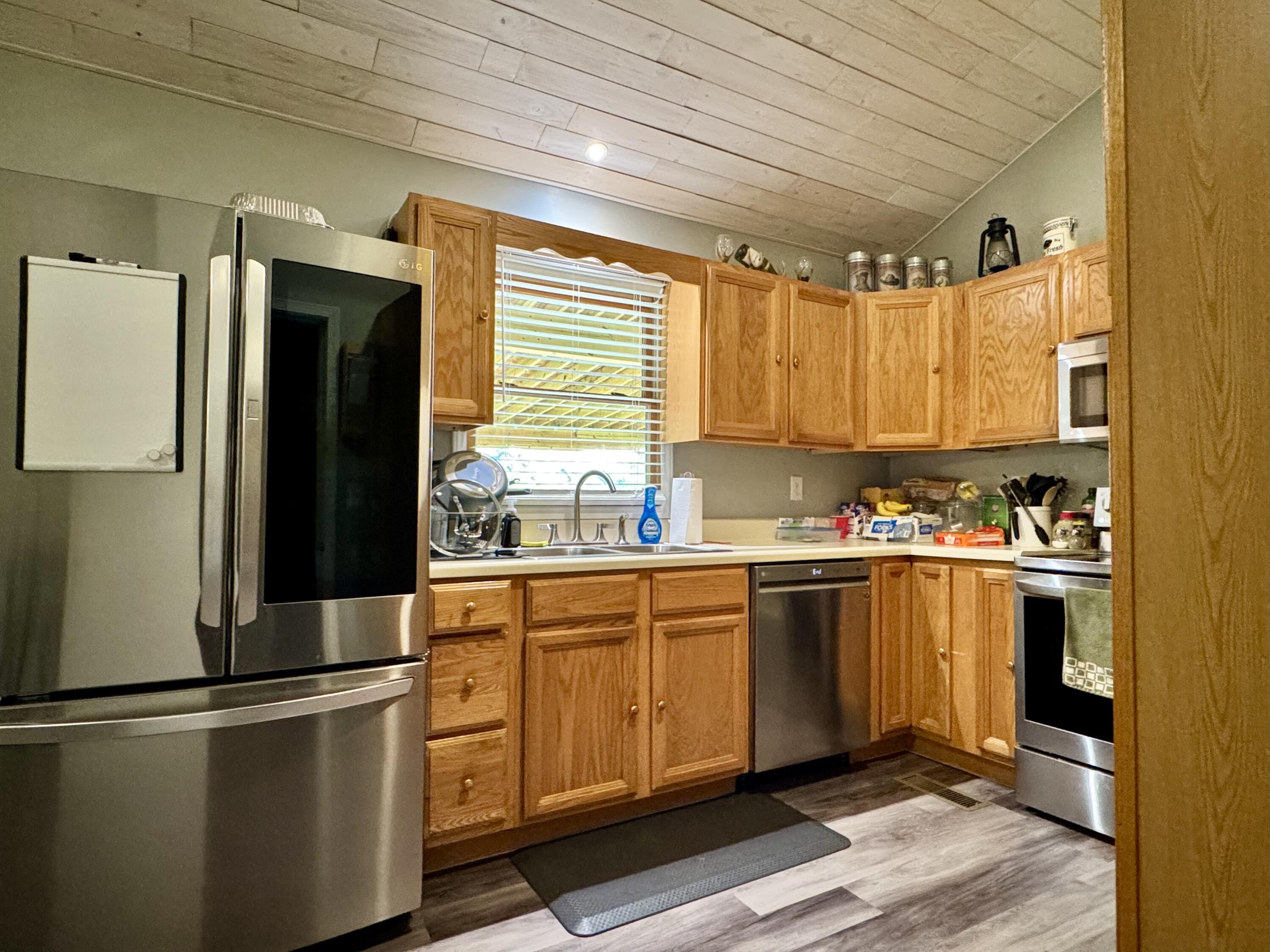 3179 Nettie-Fenwick Rd