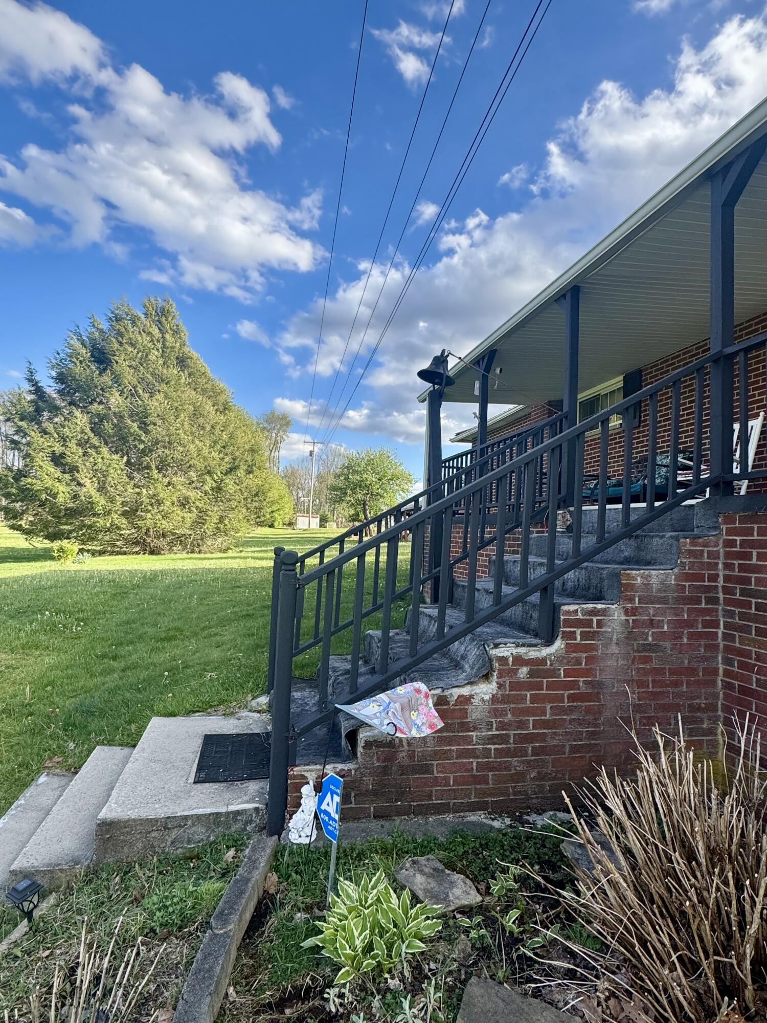 212 Olive Branch
